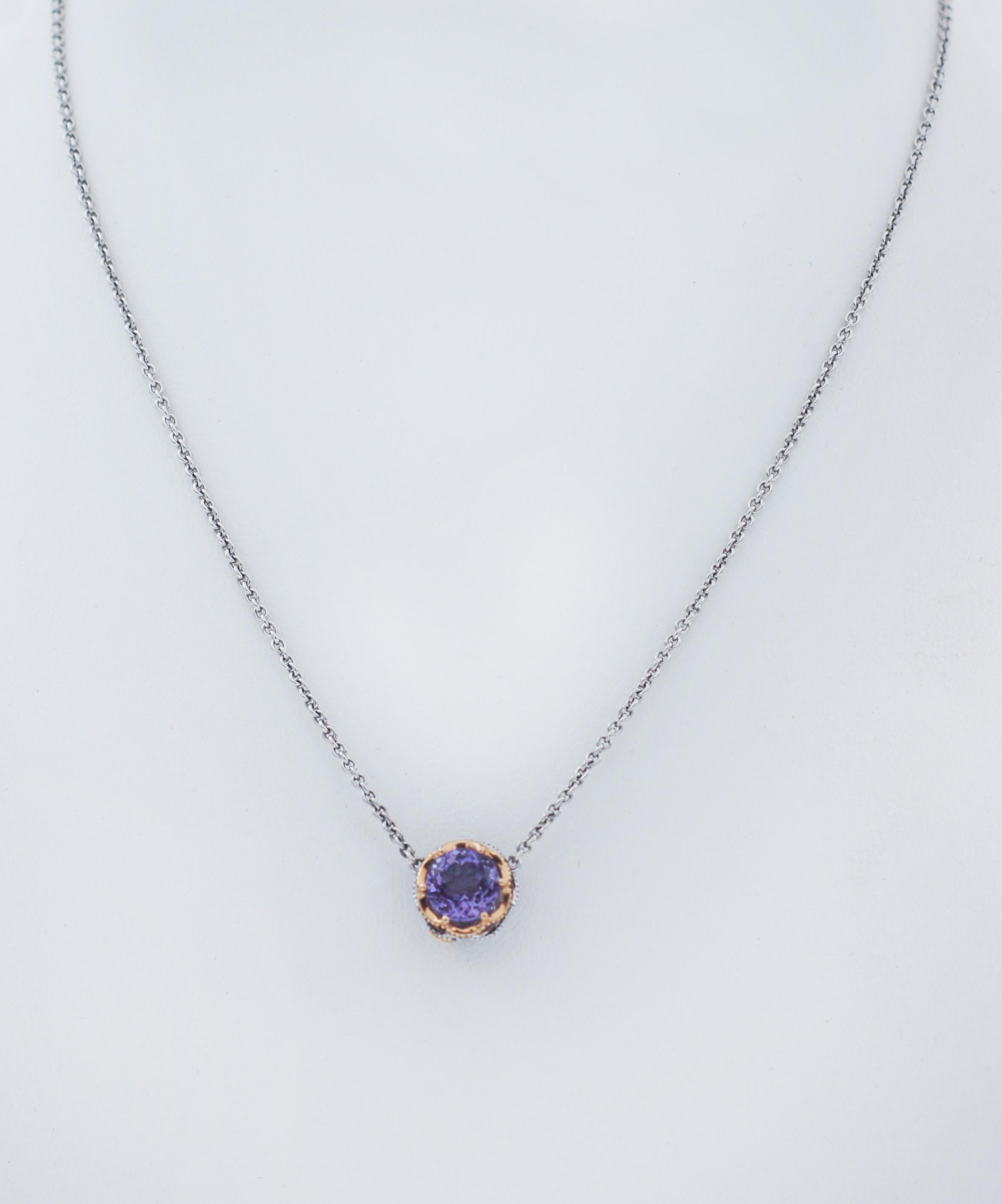 TACORI
Crescent Crown
Crescent Station Necklace featuring Amethyst
STYLE SN204P01
This multifaceted crystal clear Amethyst gemstone and rose gold pendant.
The Amethyst gemstone is encased within a floral rose gold and silver basket with milgrain