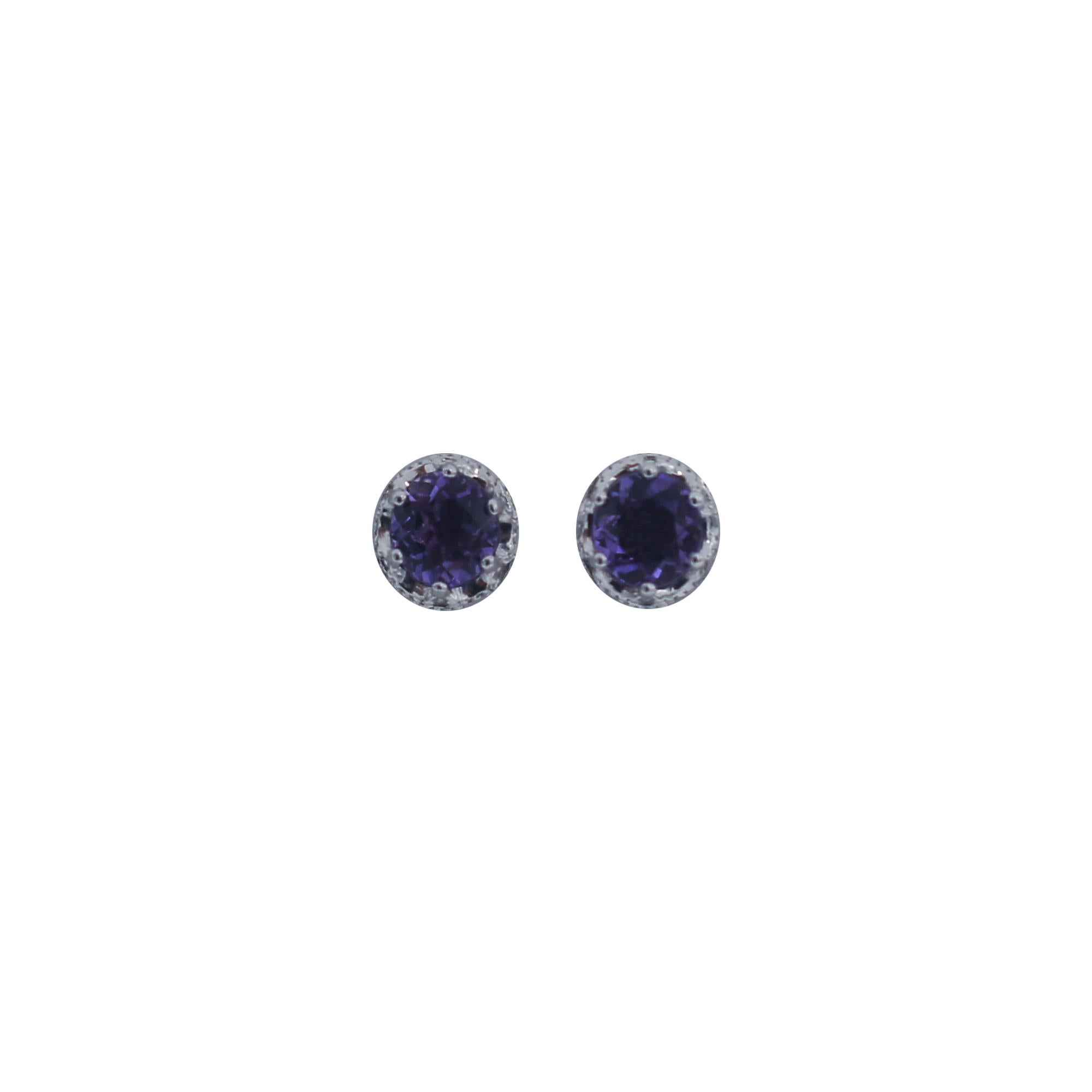 TACORI
Crescent Crown
Petite Stud Earrings
Style SE24001
Amethyst Gem Stone
Approx. .92 carat weight
measures: .25