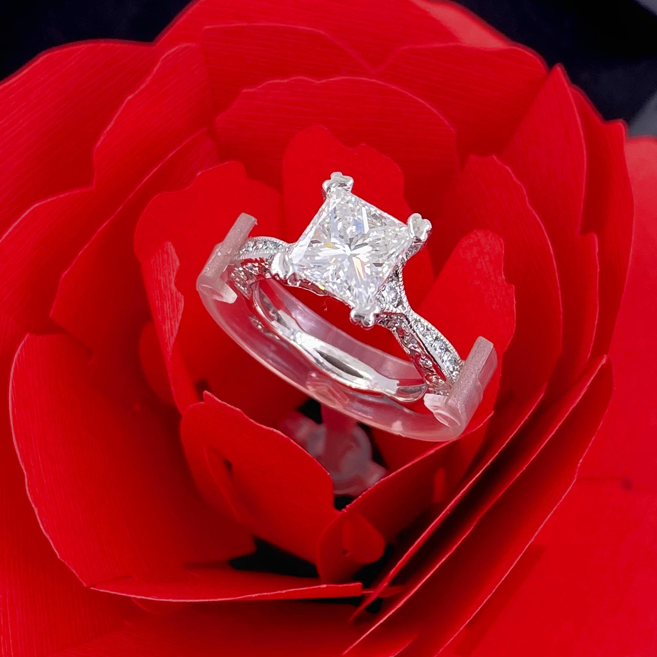 Tacori Crescent Princess Diamond 1.81 Carat 18 Karat White Gold Ring GIA 3