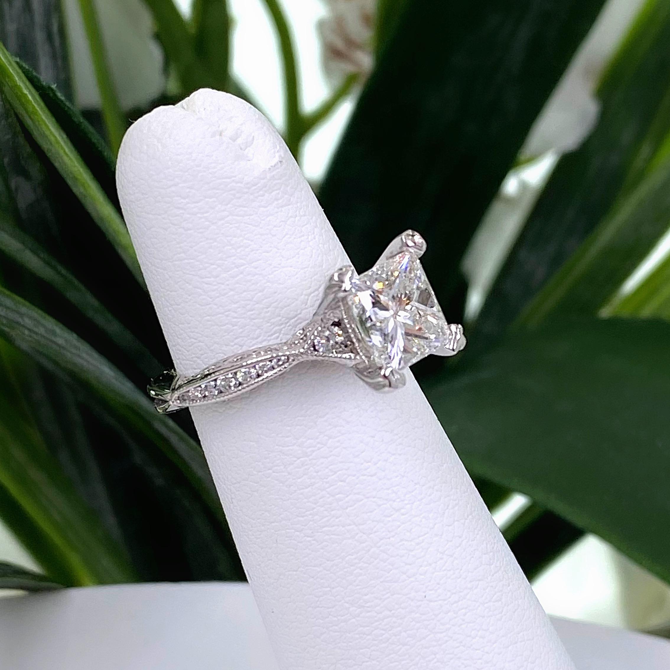 Tacori Crescent Princess Diamond 1.81 Carat 18 Karat White Gold Ring GIA 1