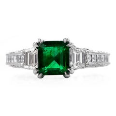 Tacori Diamond Certified Zambian Emerald Platinum Engagement Ring