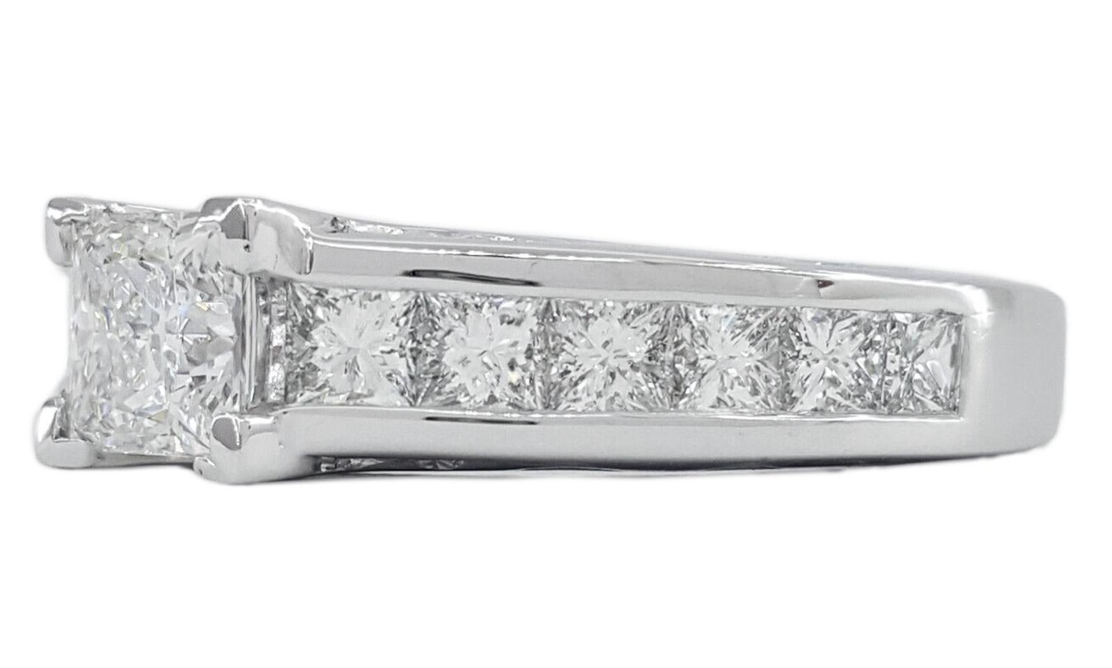 Round Cut Tacori Diamond Engagement Ring For Sale