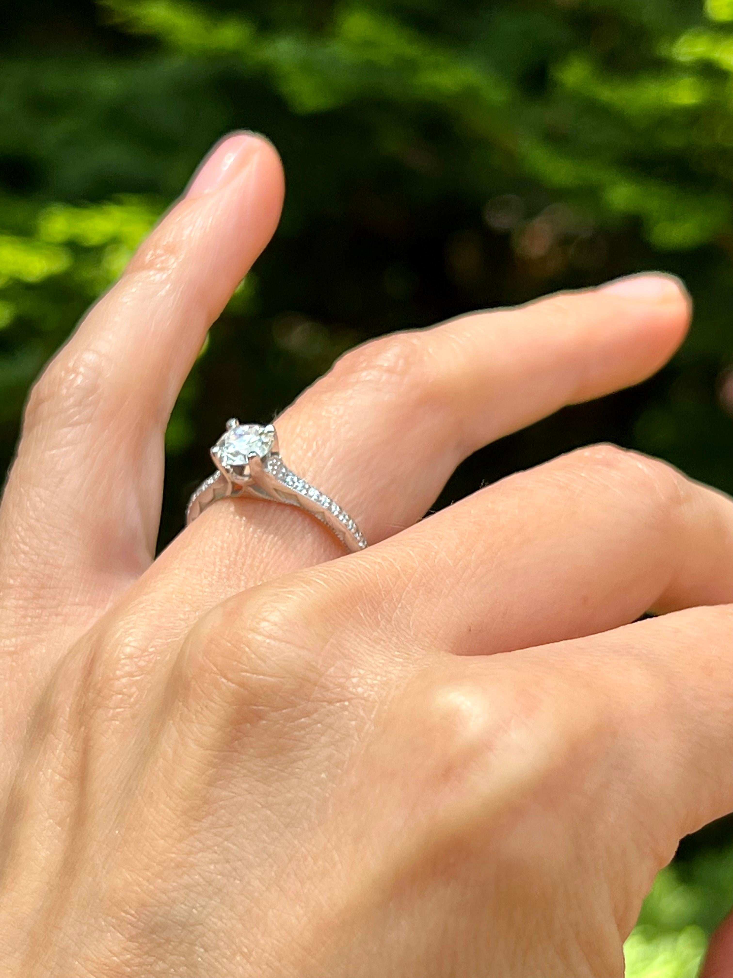 Women's or Men's Tacori Diamond Engagement Ring in 18 Karat Gold  For Sale