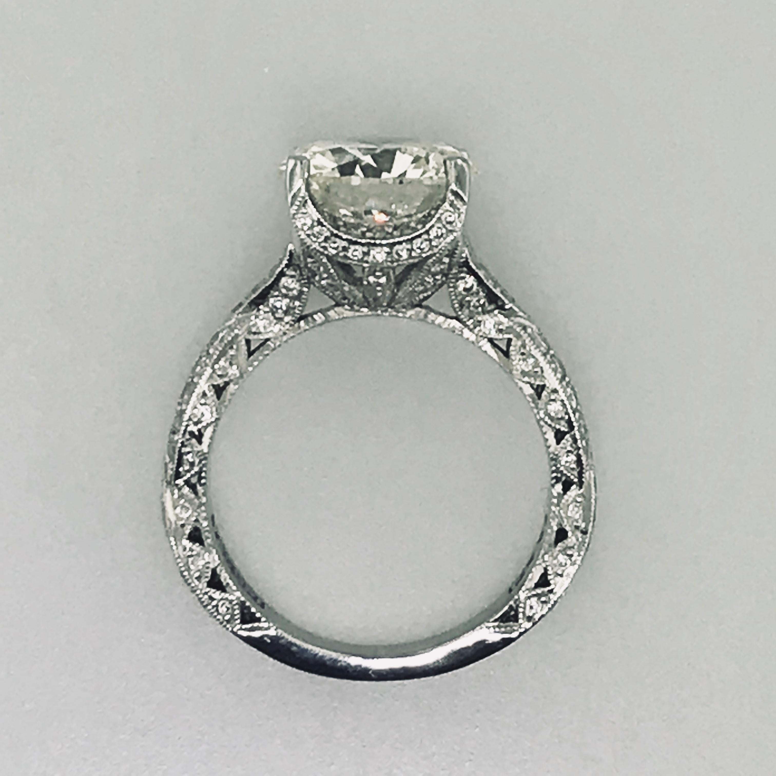 Tacori Diamond Royal T GIA 4 Carats Round Brilliant Platinum Engagement Ring In New Condition For Sale In Austin, TX