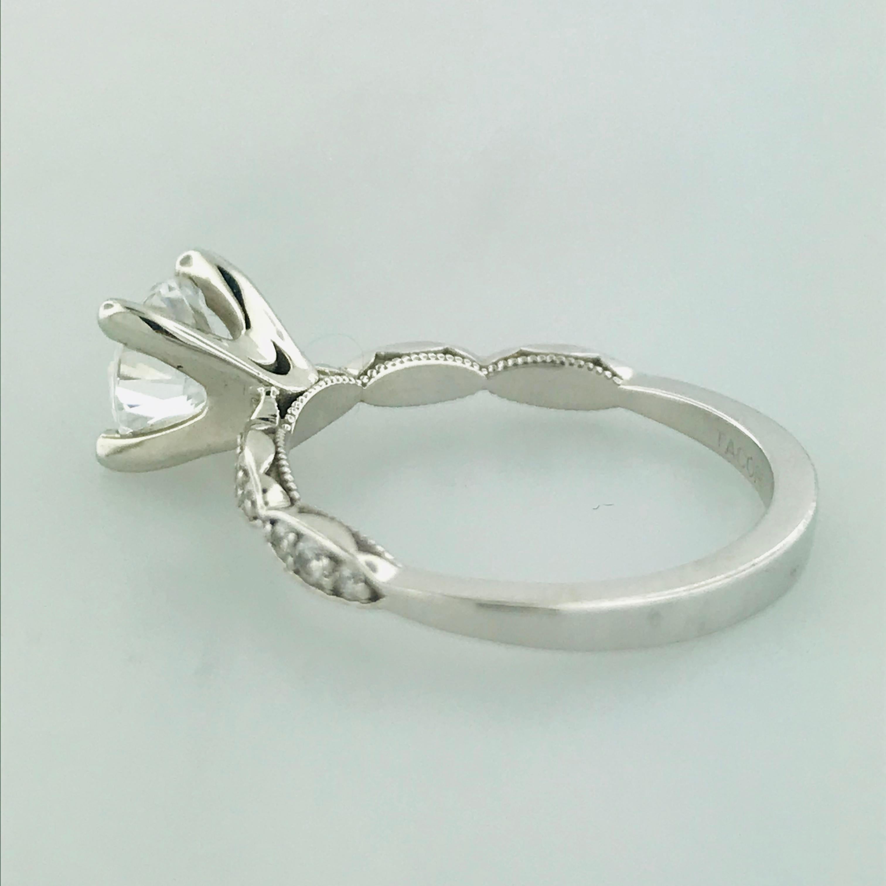 Tacori 1.00 Carat GIA Round Diamond in 18 Karat White Gold Engagement Ring In New Condition For Sale In Austin, TX