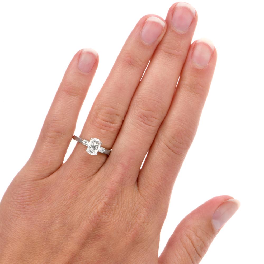 Tacori GIA Cushion Diamond Filigree Platinum 18 Karat Gold Engagement Ring In Excellent Condition In Miami, FL