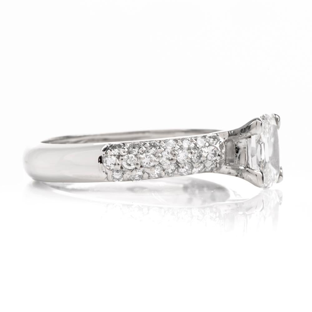 Tacori GIA Cushion Pave 1.26 carats Diamond Platinum Engagement Ring In Excellent Condition For Sale In Miami, FL