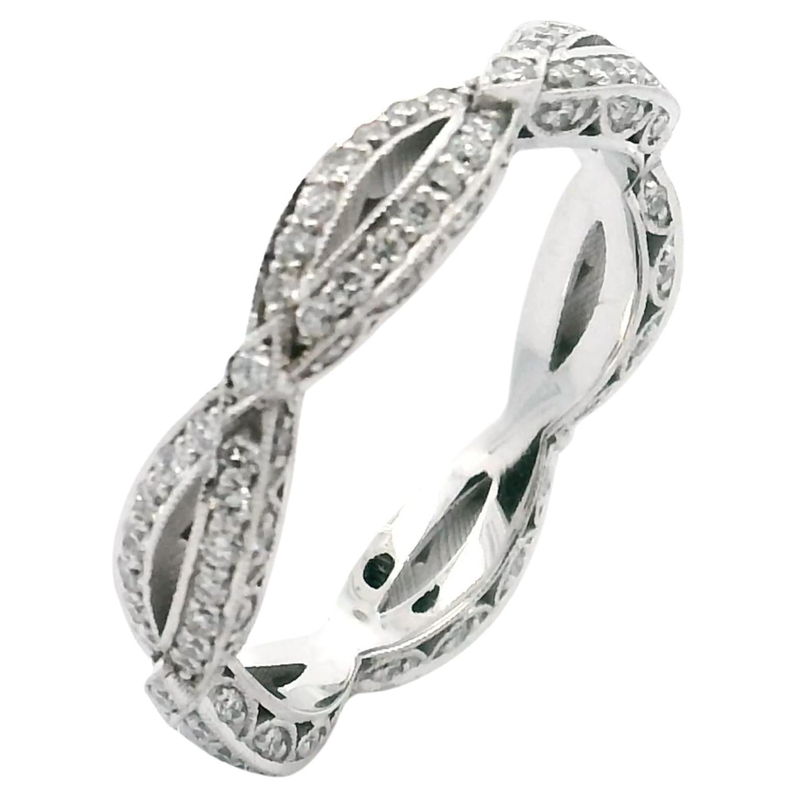 Tacori HT2528 18K White Gold Ribbon Eternity Band, Diamonds 0.61 Carats Size 6.5 In New Condition For Sale In Old Tappan, NJ