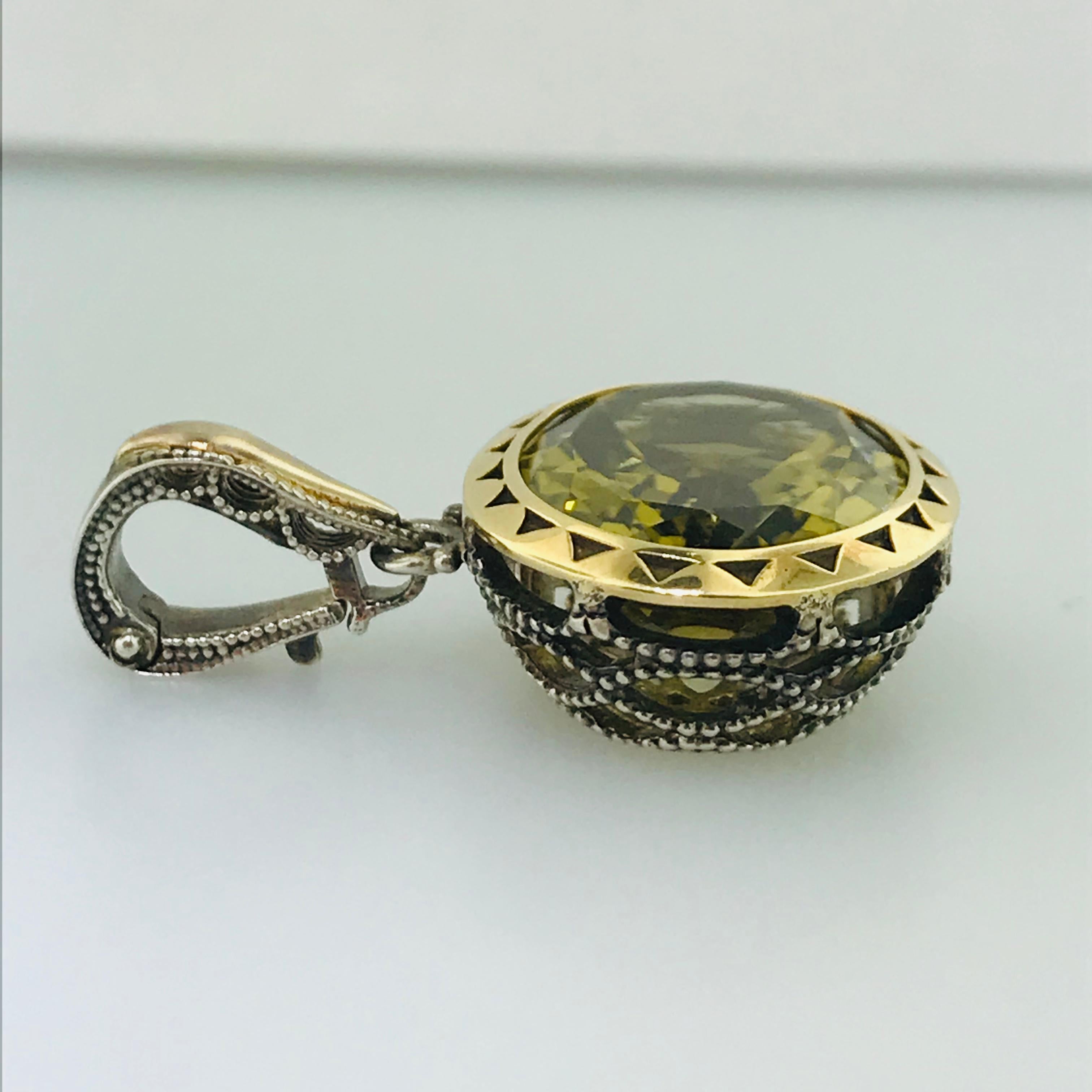 Tacori Olive Quartz Enhancer in Sterling Silver and 18 Karat Yellow Gold In New Condition For Sale In Austin, TX