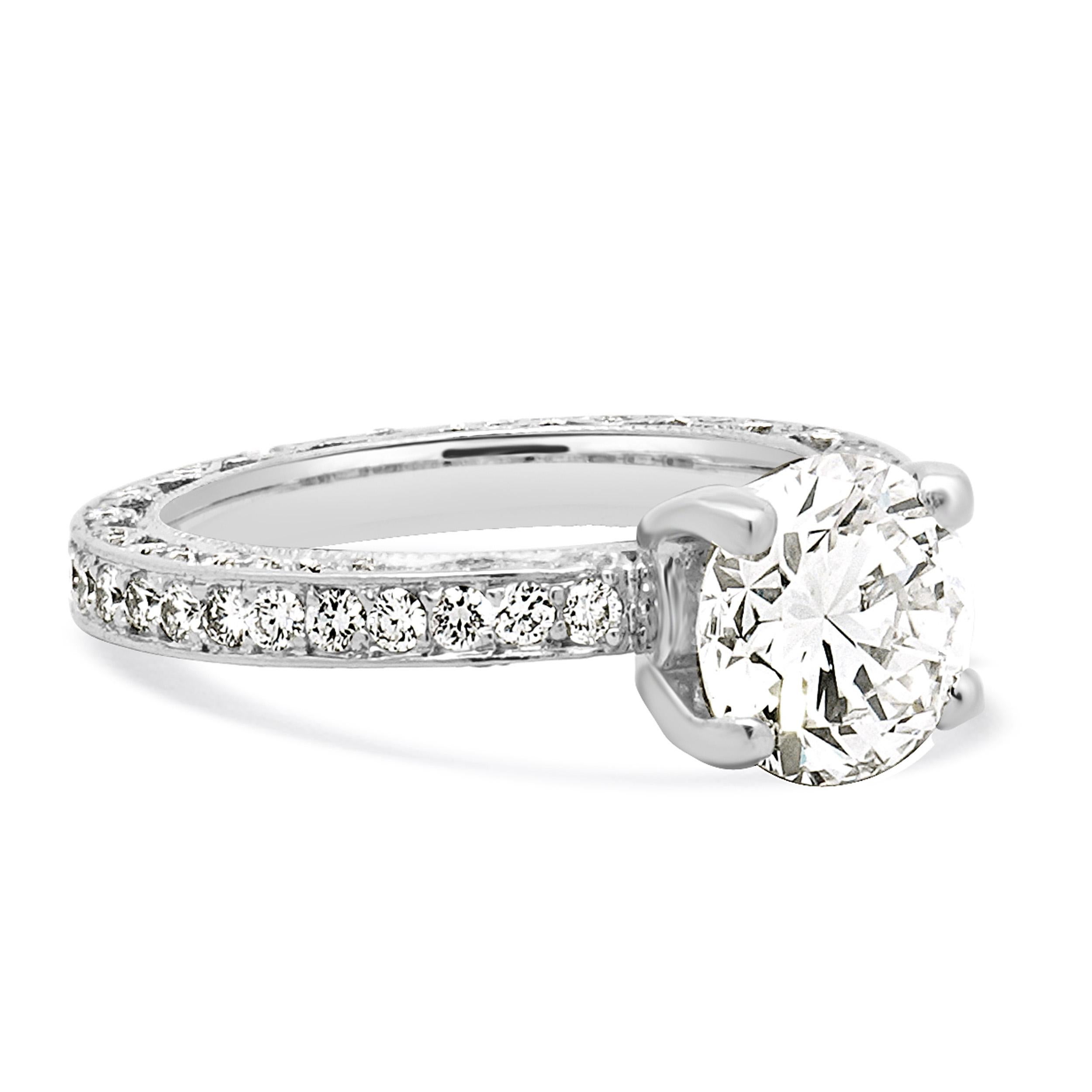 Bague de fiançailles Tacori en platine avec diamant rond taillé en brillant Excellent état - En vente à Scottsdale, AZ