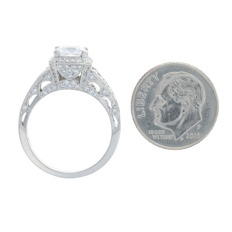 Tacori Verlobungsring mit umgekehrtem Halbmond-Halo aus Platin HT2531 Damen