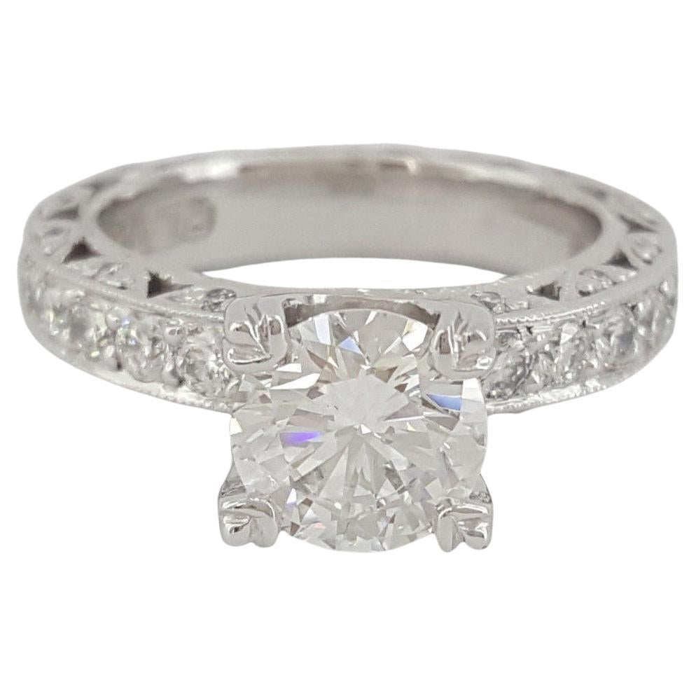 Tacori Round Brilliant Cut Platinum Engagement Ring In Excellent Condition For Sale In Rome, IT