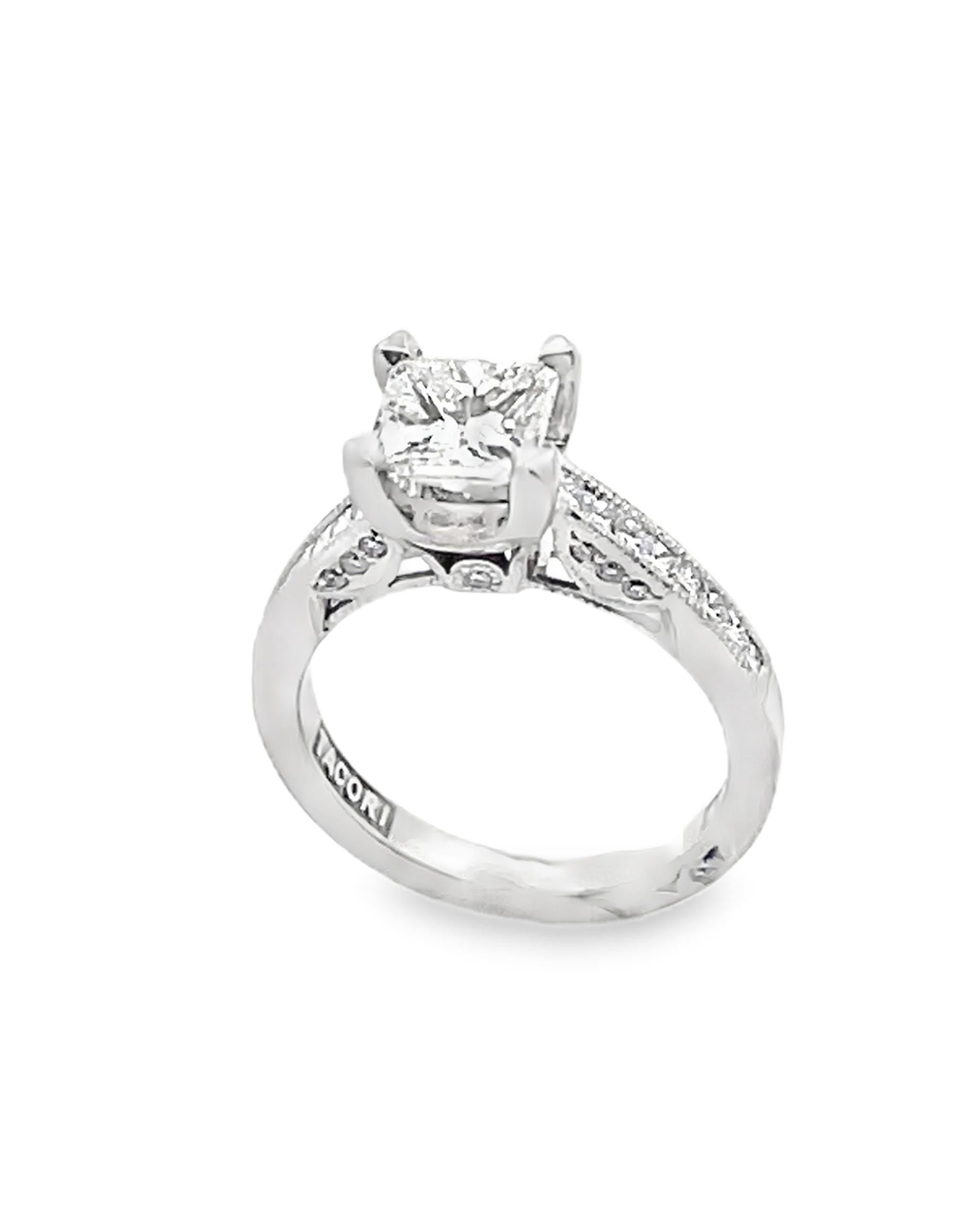 Contemporary Tacori Simply Tacori Engagement Ring 2576PR For Sale