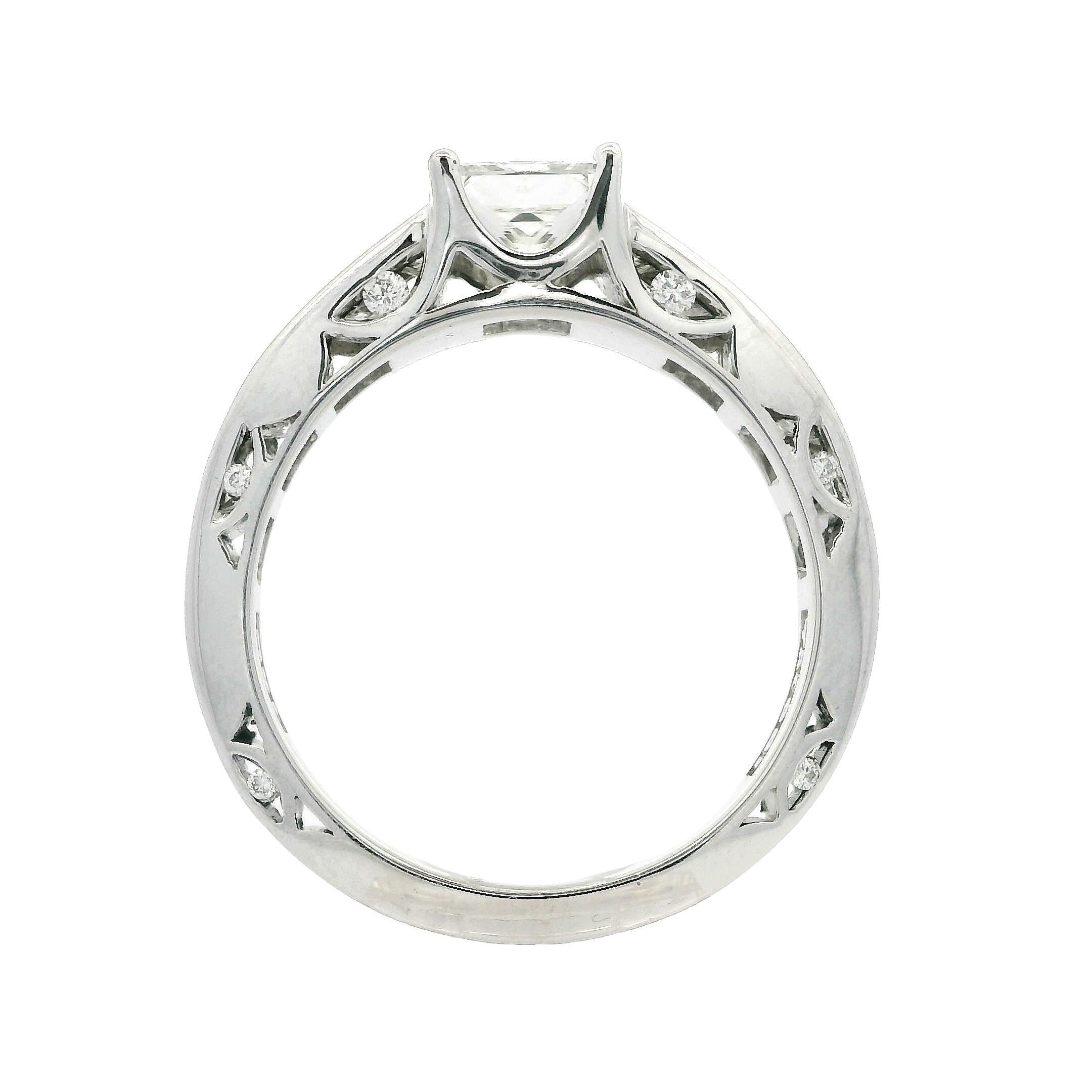 Tacori Solid 18k White Gold GIA 2.63ctw Princess Cut Diamond Engagement Ring For Sale 7