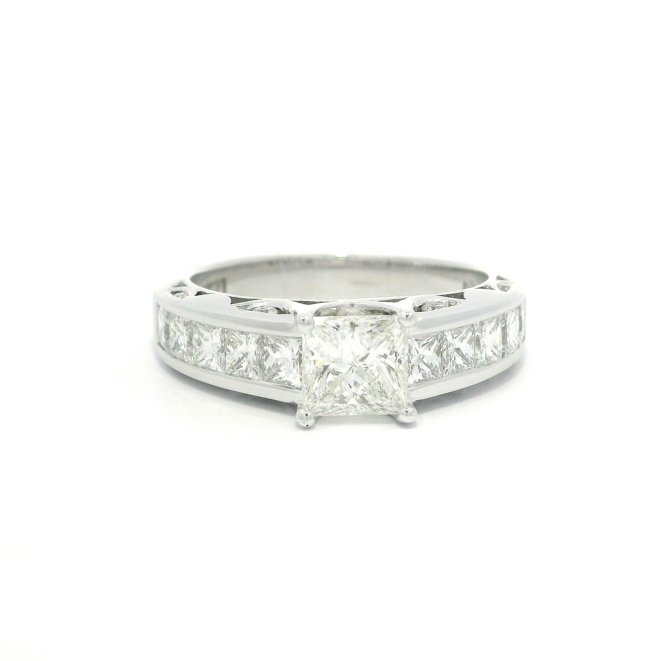 Tacori Solid 18k White Gold GIA 2.63ctw Princess Cut Diamond Engagement Ring For Sale 9