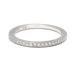 Tacori dünner Diamantring, 18k Weißgold, Ring Größe 5,75, Coastal Crescent
