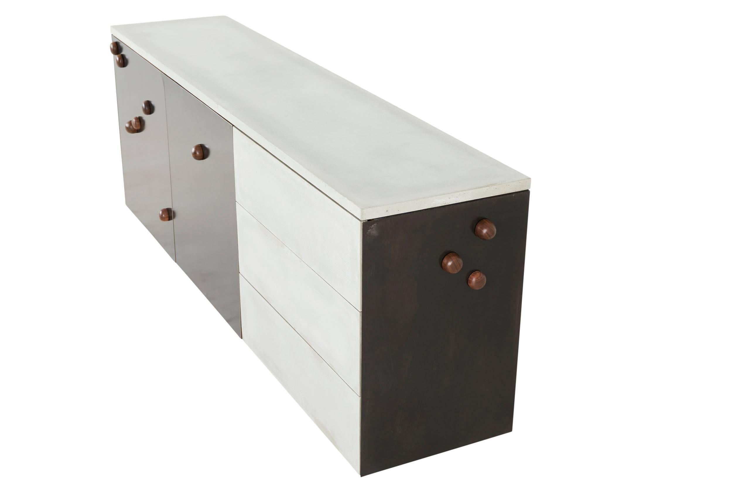 Credenza 