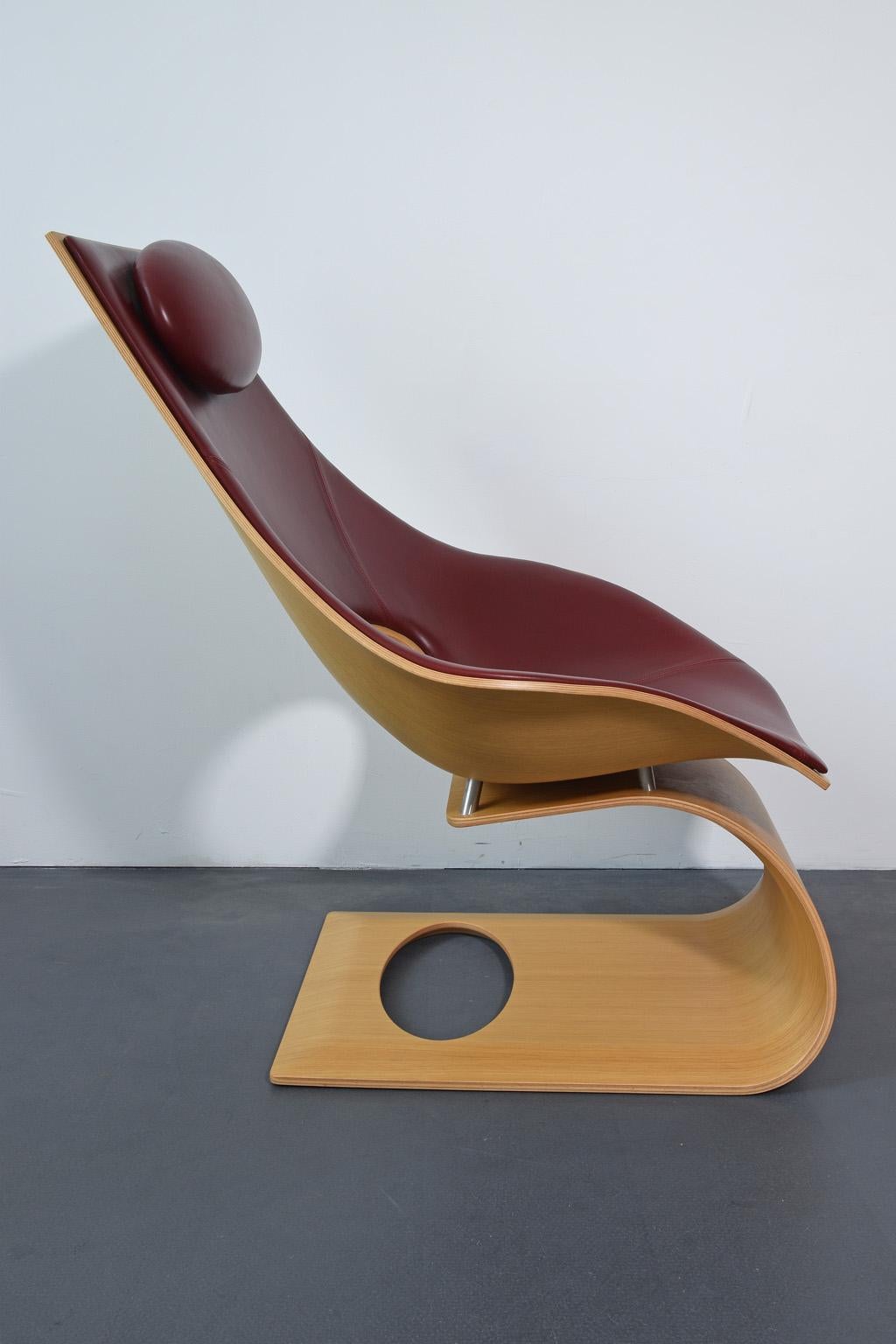 Leather Tadao Ando Dream Chair TA 001 Oak Front Upholstered Bordeaux, Carl Hansen & Søn For Sale