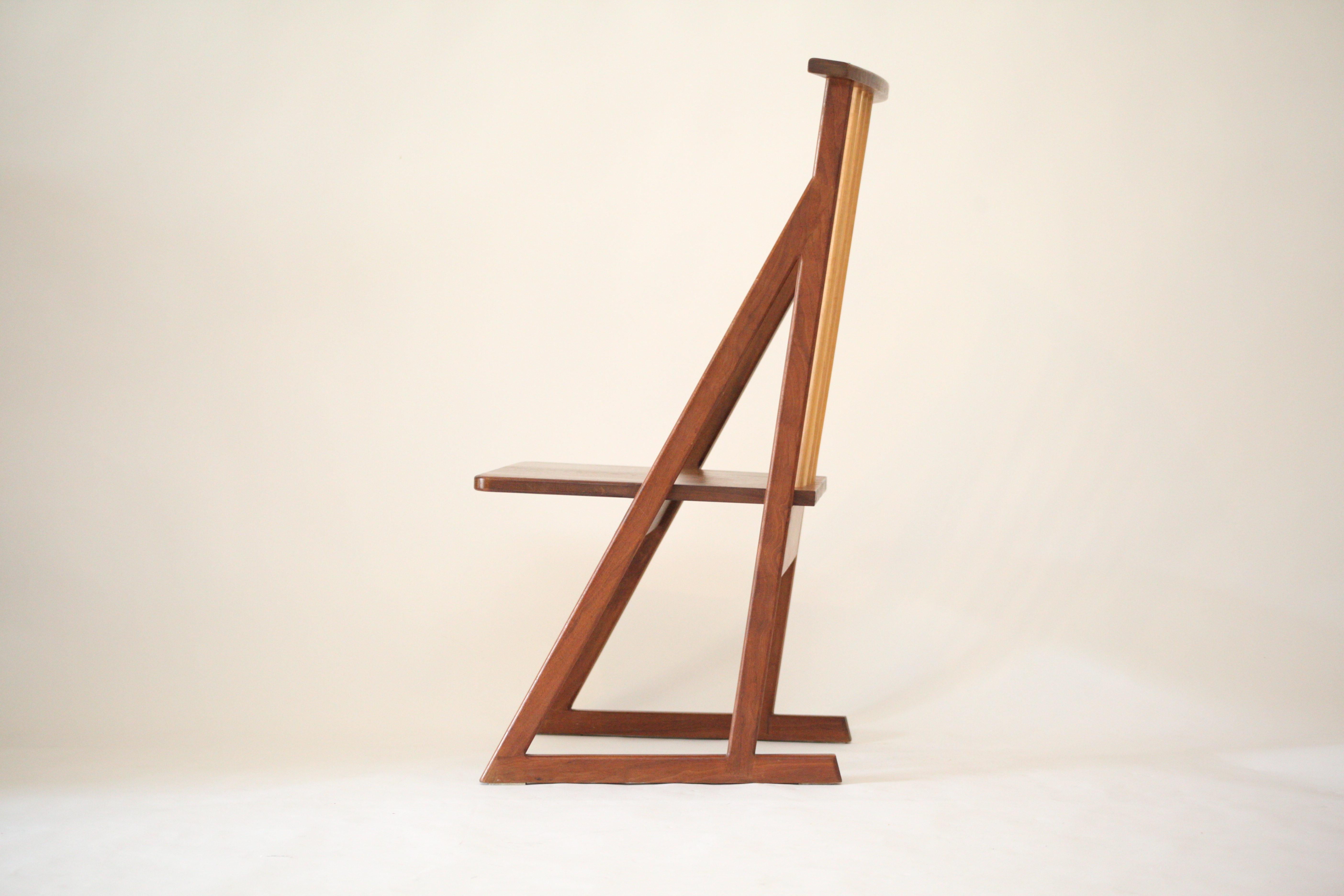 Tadao Arimoto Walnut Spindle Back Chair, 1980s im Angebot 3