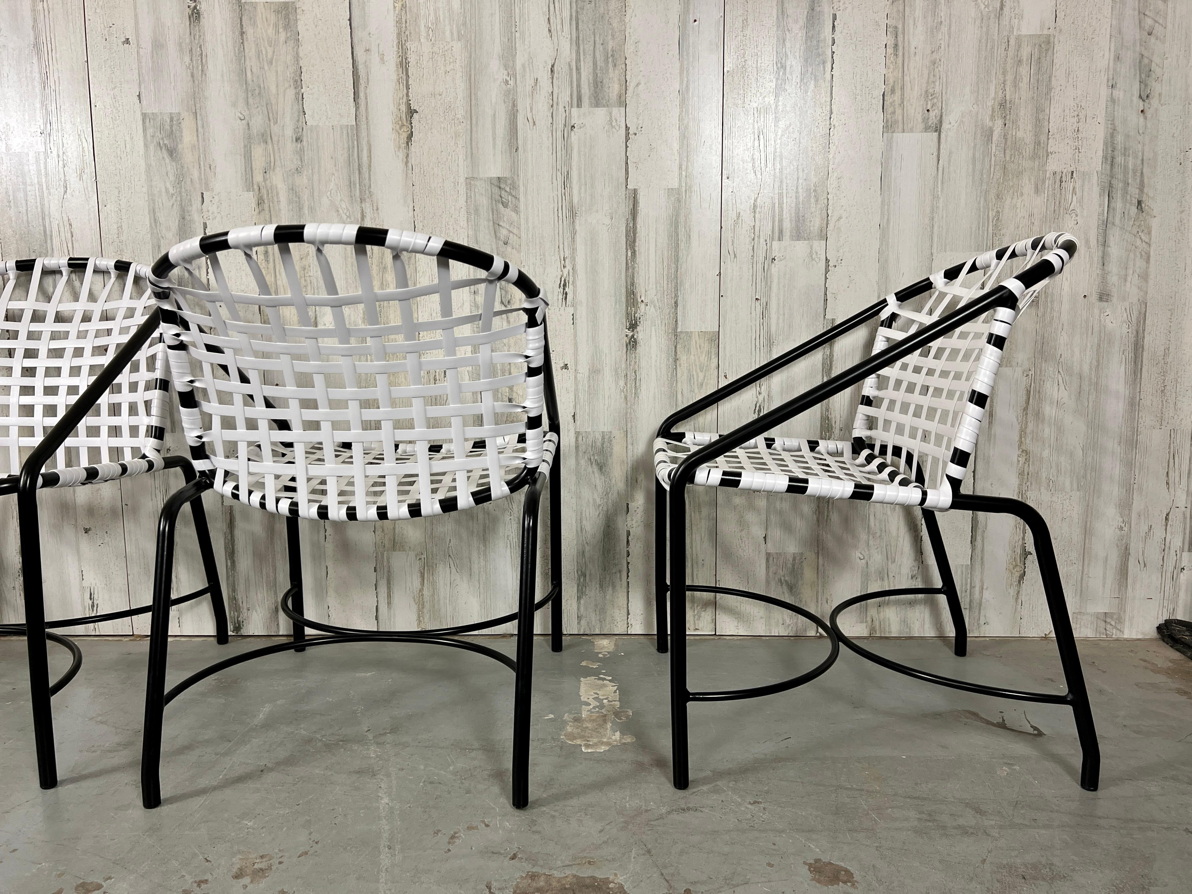 Tadao Inouye für Brown Jordan Kantan-Terrassentisch und vier Stühle im Angebot 5