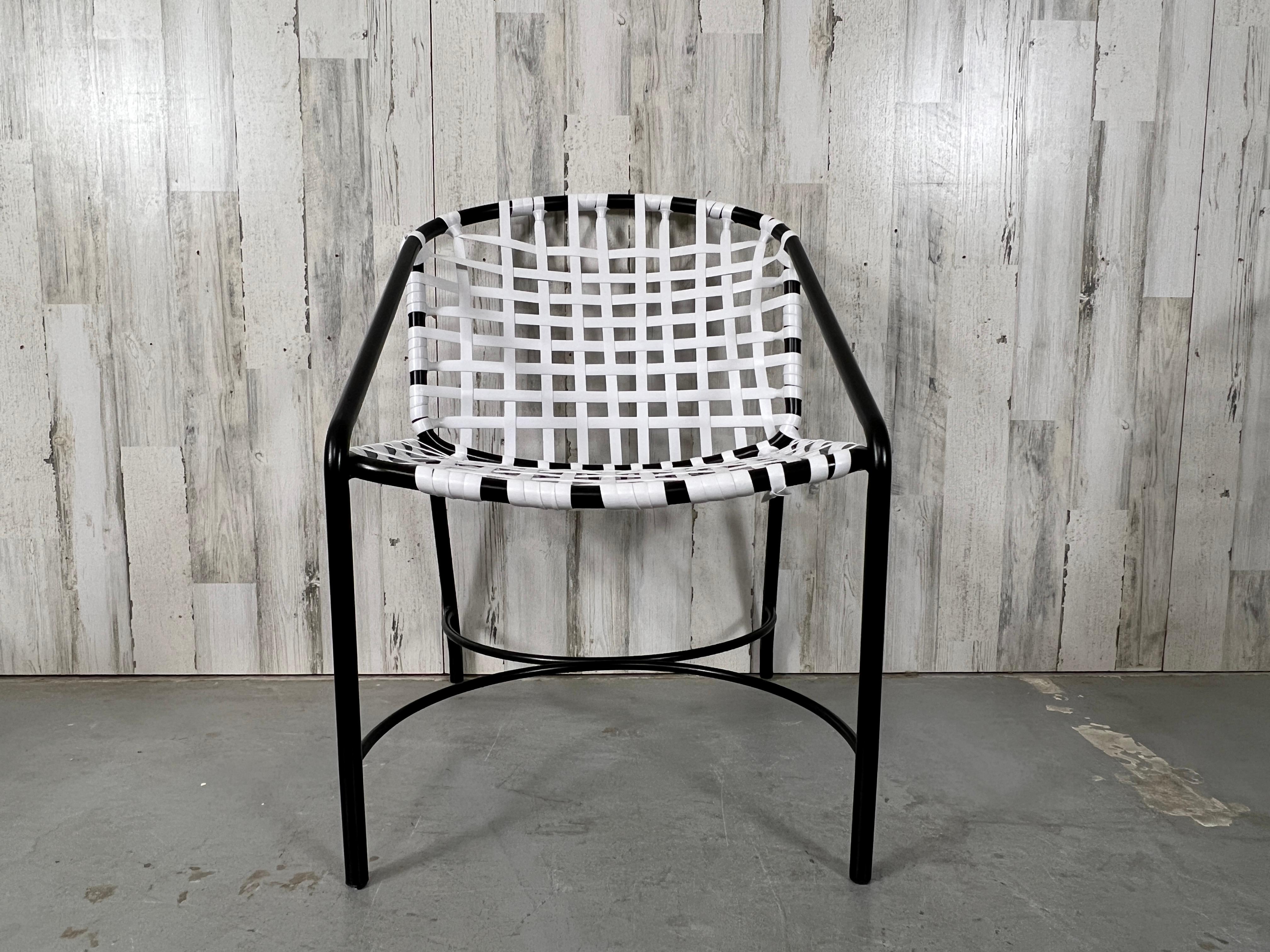 Tadao Inouye pour Brown Jordan Kantan Patio Table et quatre chaises en vente 8