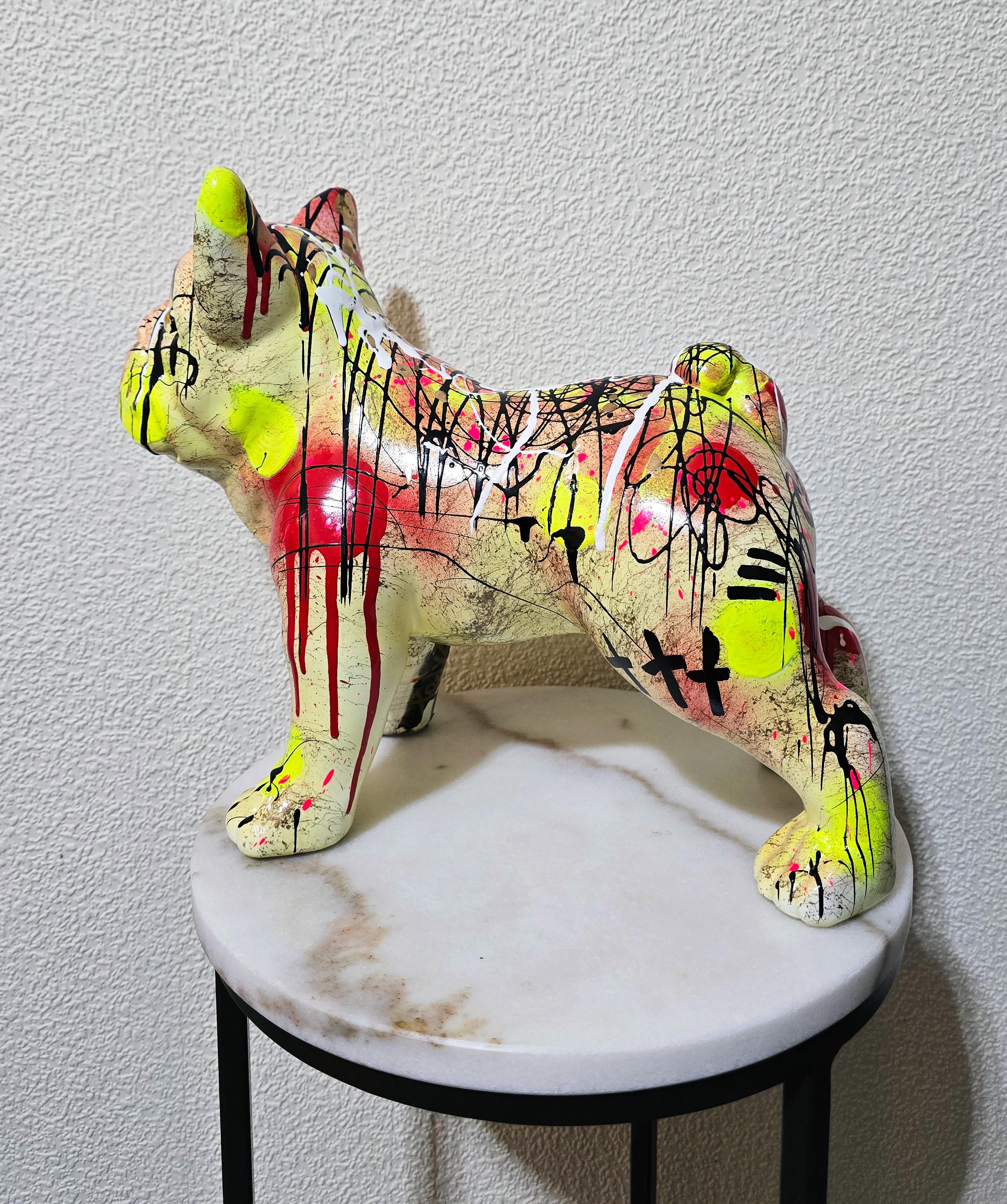Original sculpture.

Acrylic, Spray paints, Enamel, Resin, Varnish

Tadas Zaicikas work is fun and joyful, his use of acrylics, spray paints, markers, and gloss varnish on ceramics gives his pieces real energy. Having painted many 'street' animals,