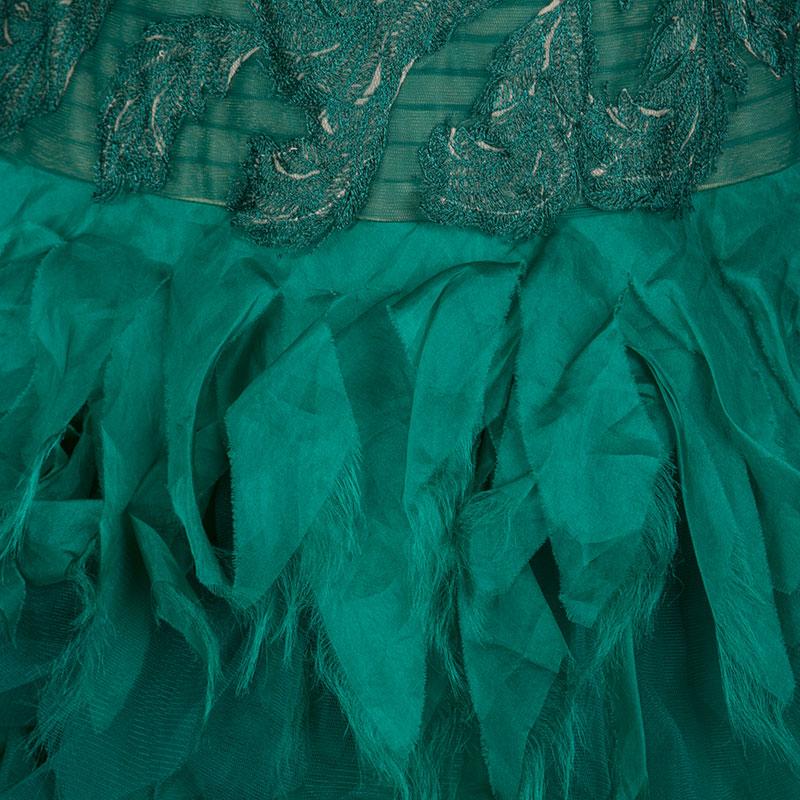 Tadashi Shoji Green Tulle Embroidered Faux Feather Strapless Gown M im Zustand „Neu“ in Dubai, Al Qouz 2