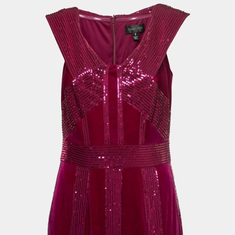 Tadashi Shoji Magenta Pink Velvet and Sequin Rhea Gown M In New Condition In Dubai, Al Qouz 2