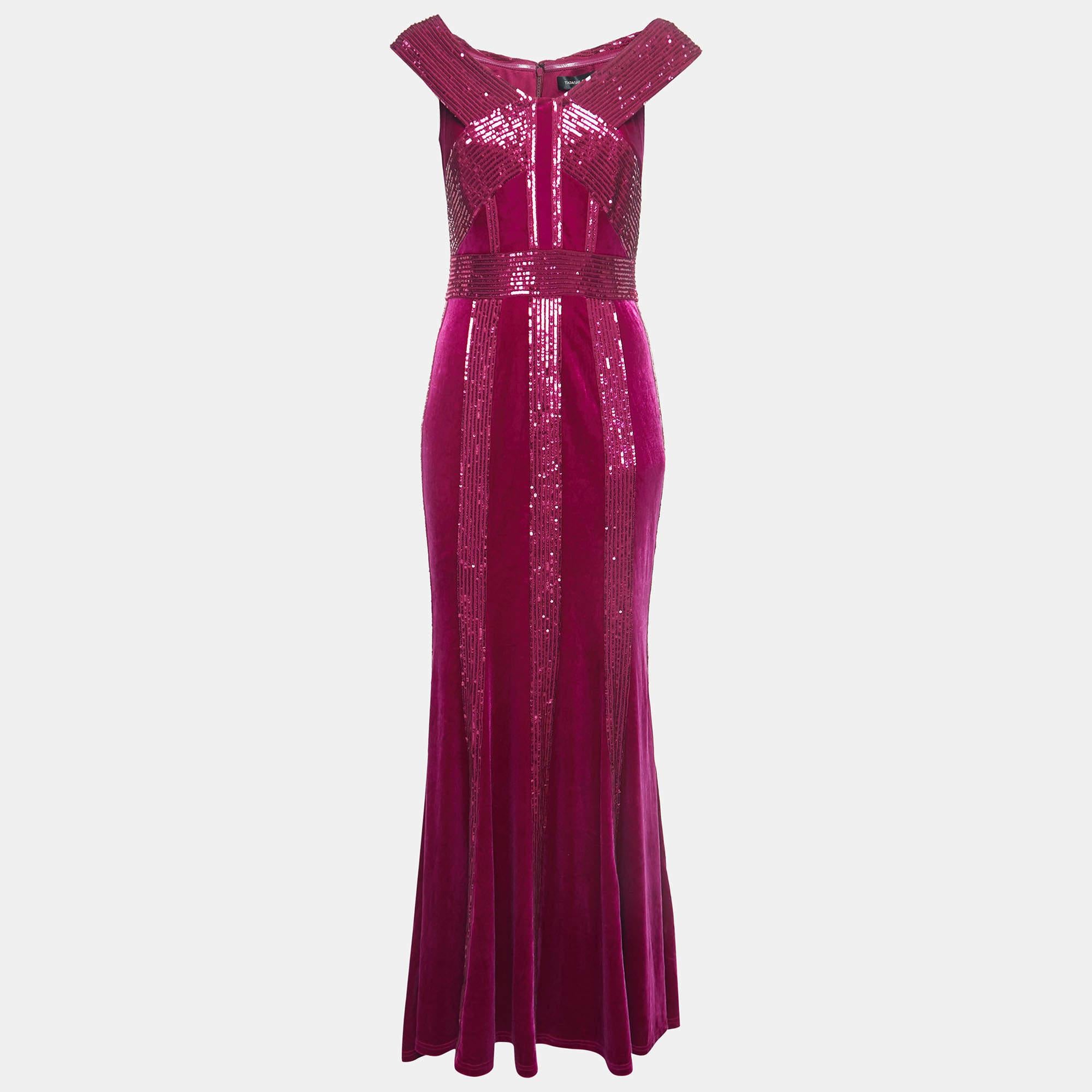 The fine artistry and the feminine silhouette of this designer dress exhibit the label's impeccable craftsmanship in tailoring. It is stitched using quality materials, has a good fit, and can be easily styled with chic accessories, open-toe sandals,