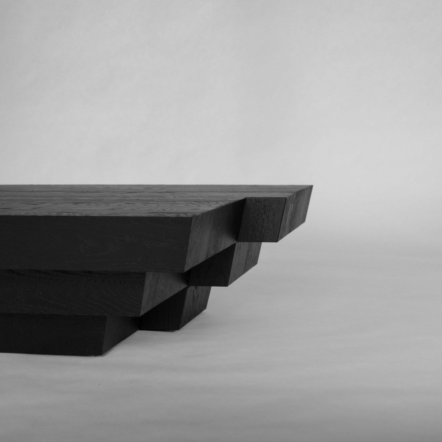 Postmoderne Taes 138 Table basse carrée en chêne européen noir par Mokko Amsterdam en vente