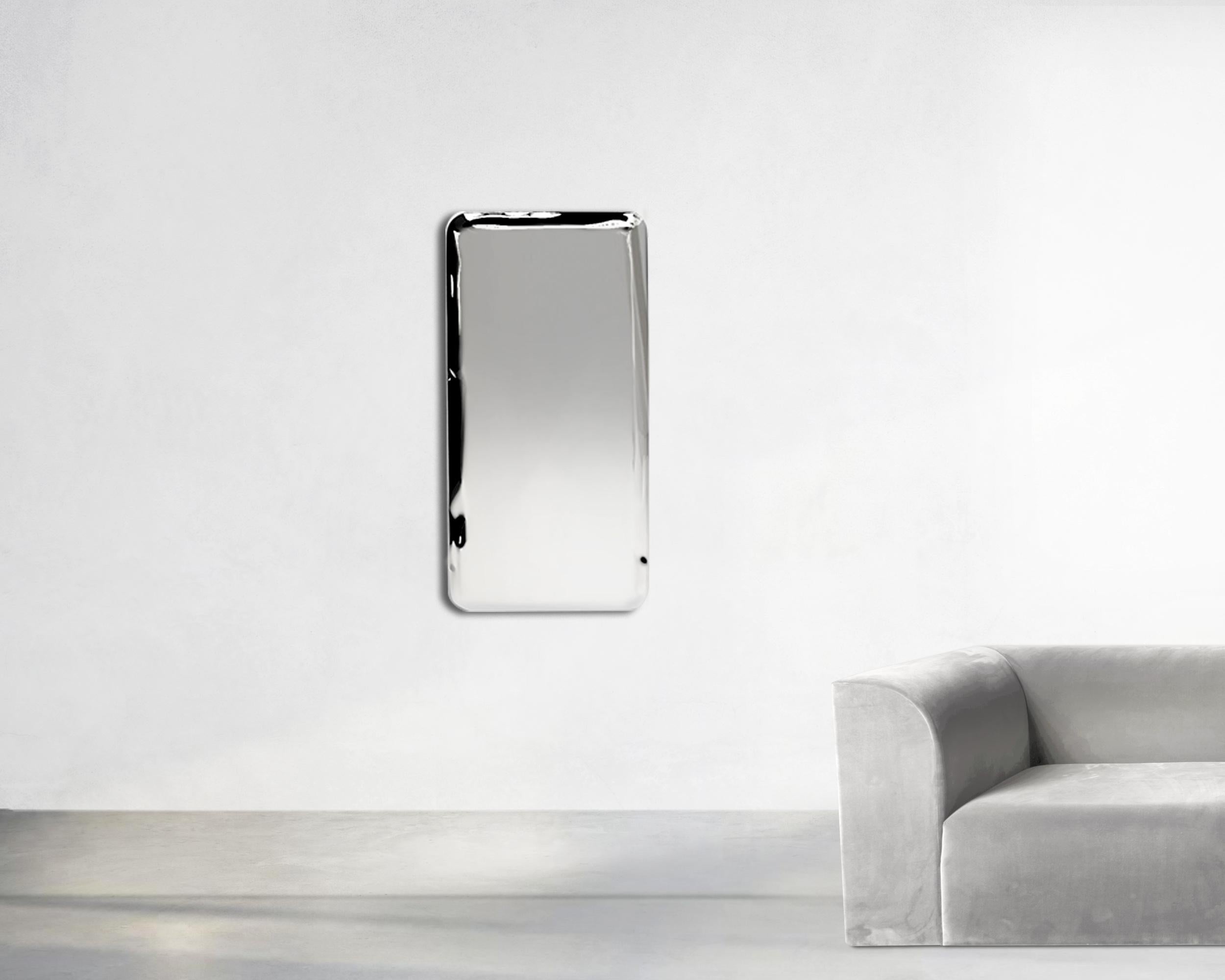 XXIe siècle et contemporain Miroir Tafla Q2 en acier inoxydable poli par Zieta en vente