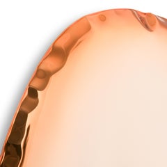 Tafla O4.5 Specchio da parete in acciaio inox lucido color oro rosa di Zieta