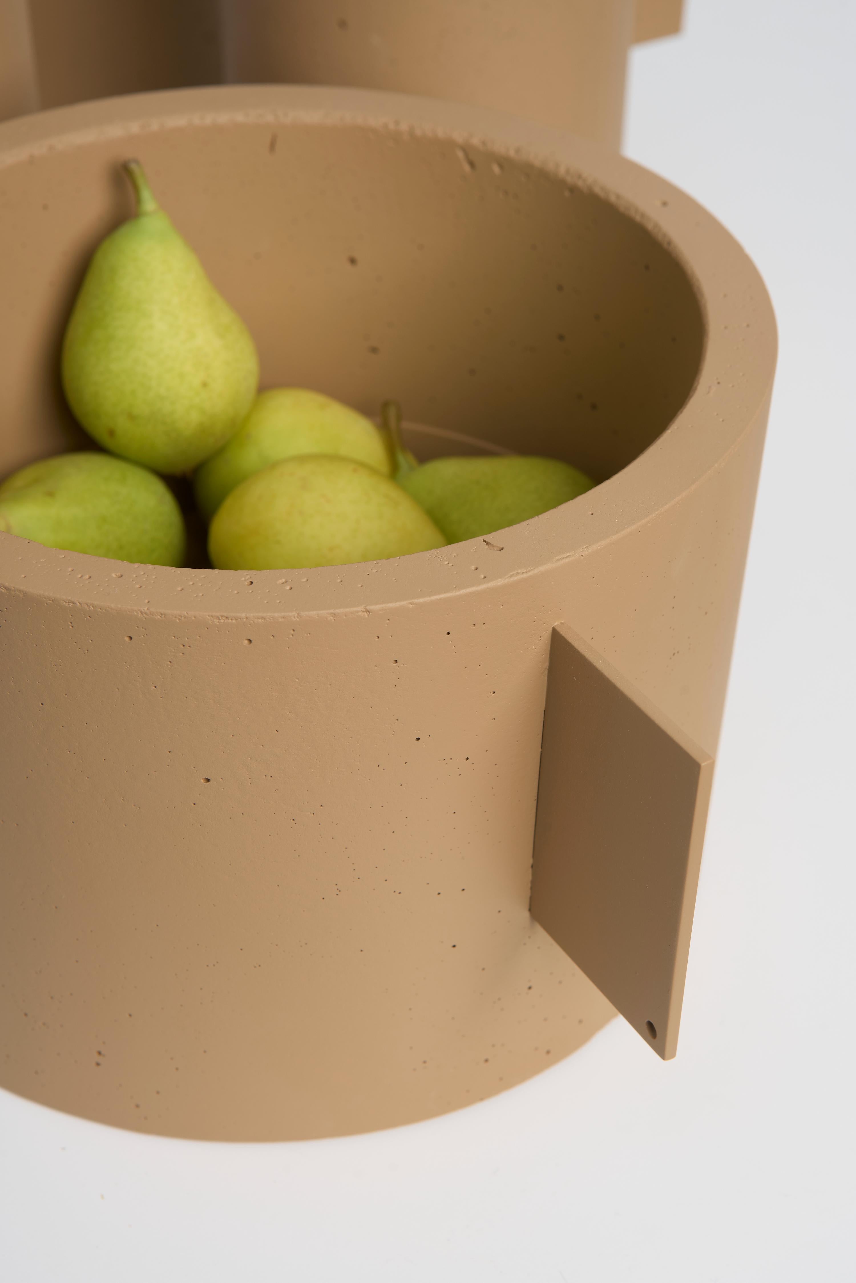 Brasiliano Collection'S, Set di 4 vasi in cemento beige in vendita