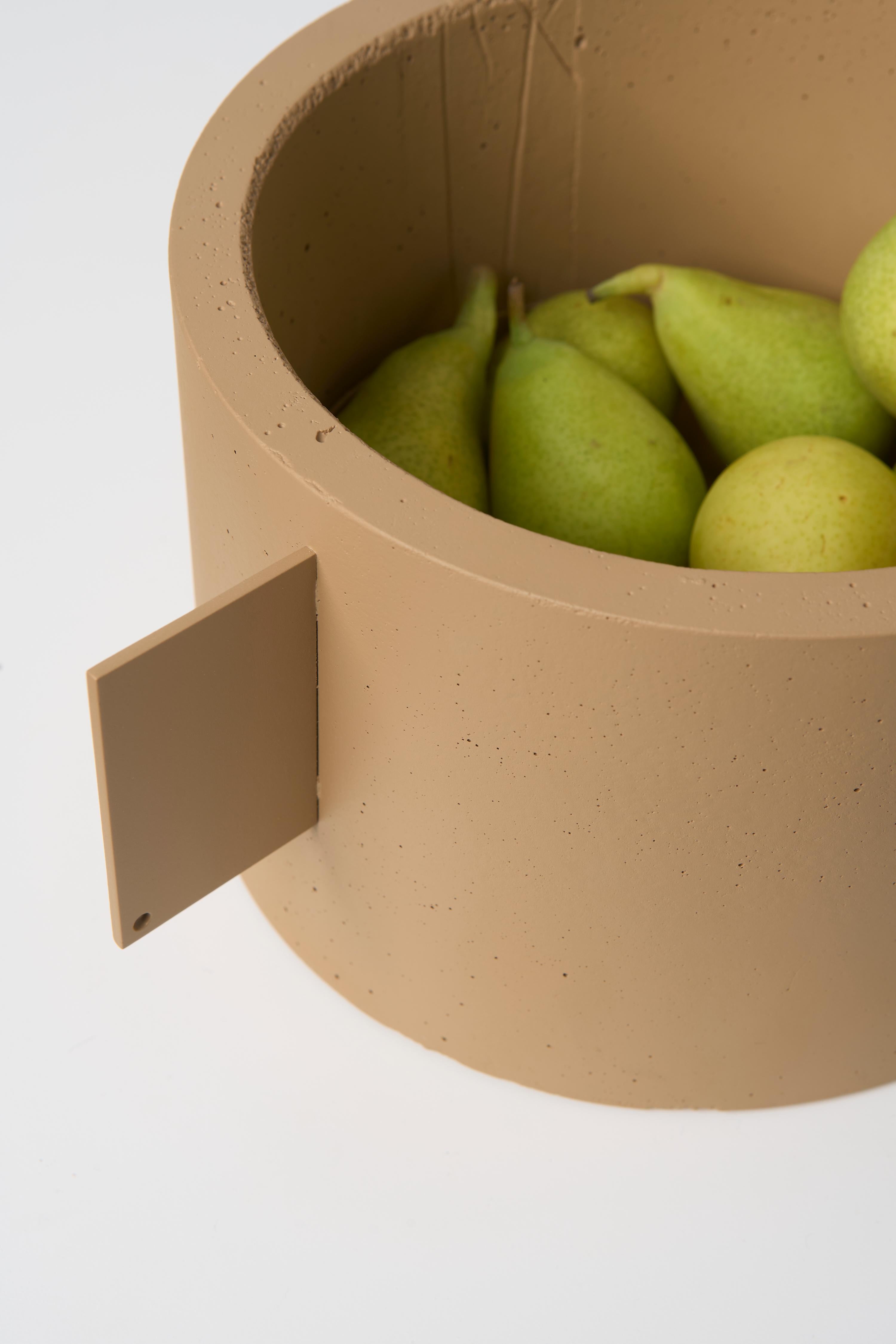 XXI secolo e contemporaneo Collection'S, Set di 4 vasi in cemento beige in vendita
