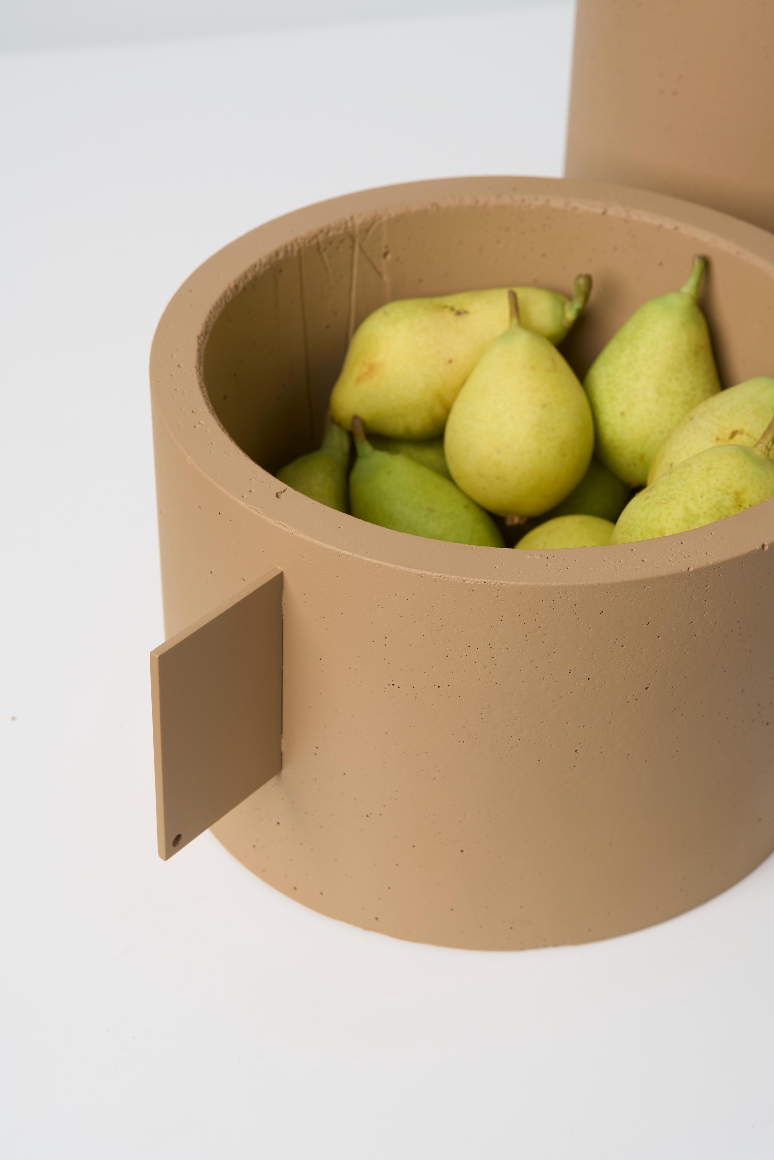Acciaio Collection'S, Set di 4 vasi in cemento beige in vendita
