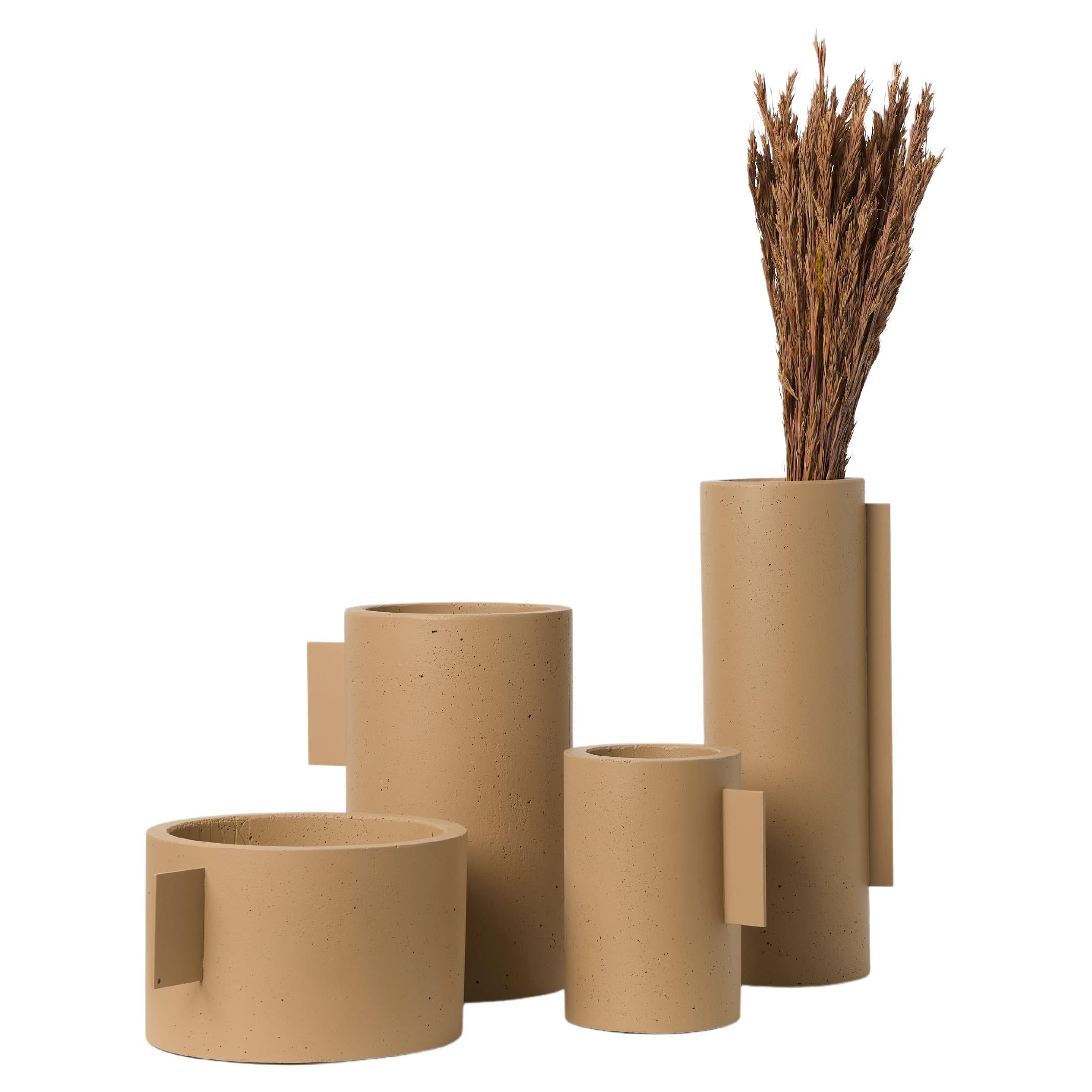 Collection'S, Set di 4 vasi in cemento beige