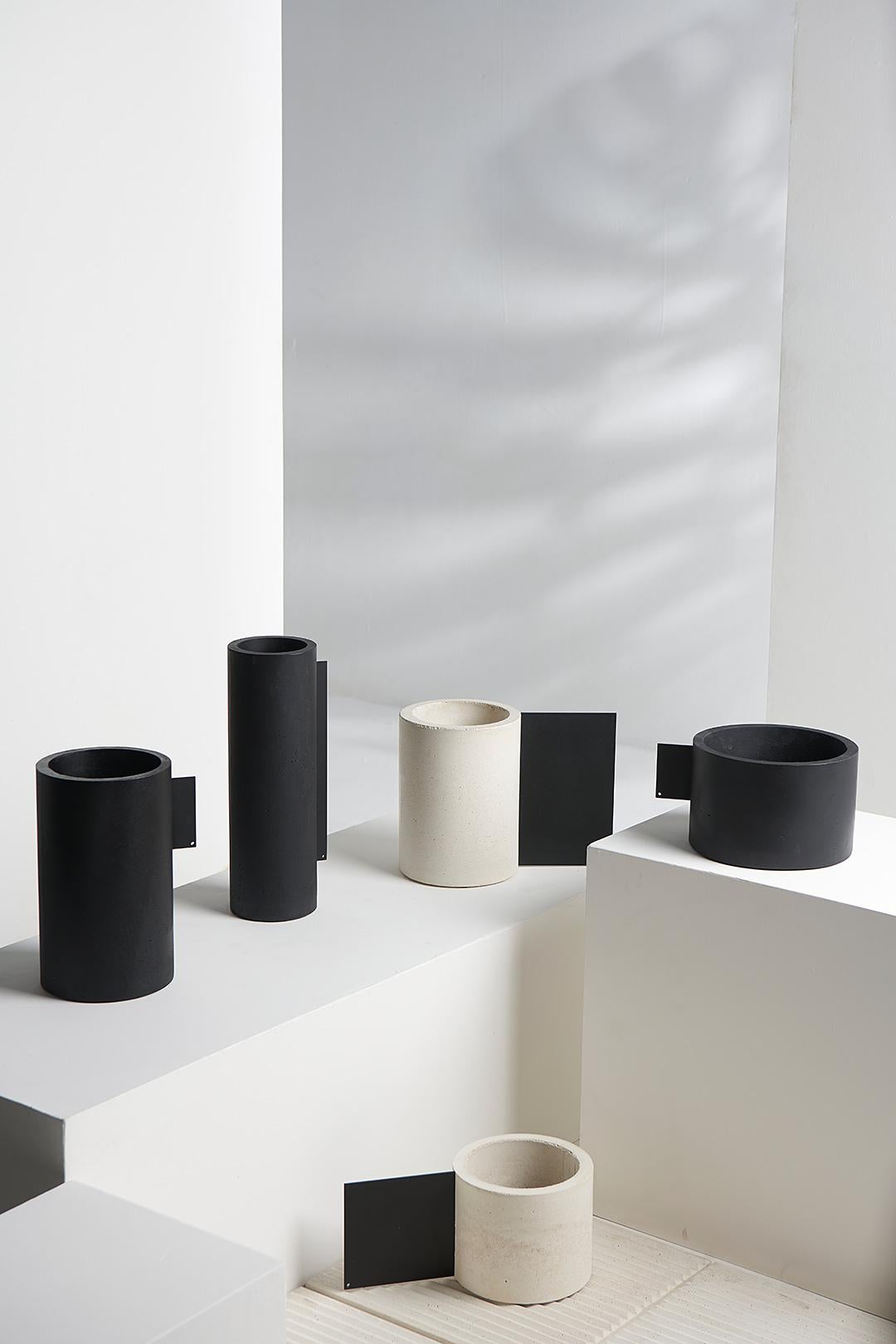 Acciaio Collection'S, Set di 5 vasi in cemento bianco e nero in vendita