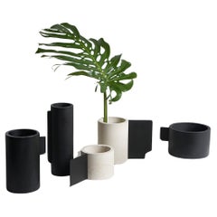 The Collective, ensemble de 5 pots en béton noir et blanc