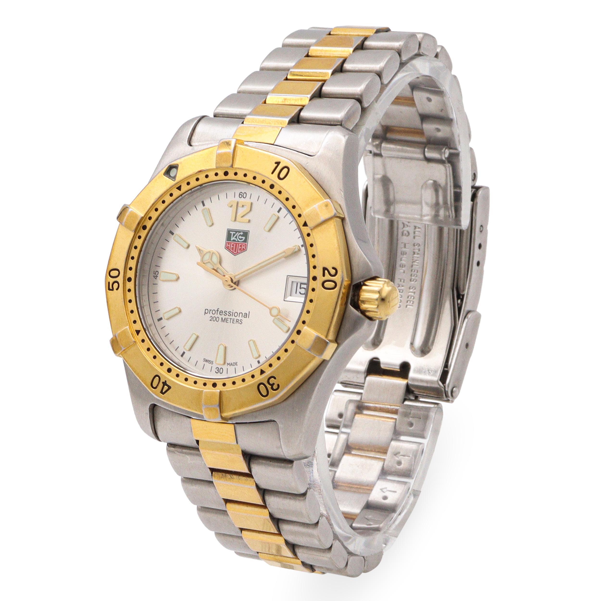 Reloj de hombre TAG Heuer 2000 Professional Classic Date Cuarzo Ref. WK1120 en Bueno estado para la venta en New York, NY