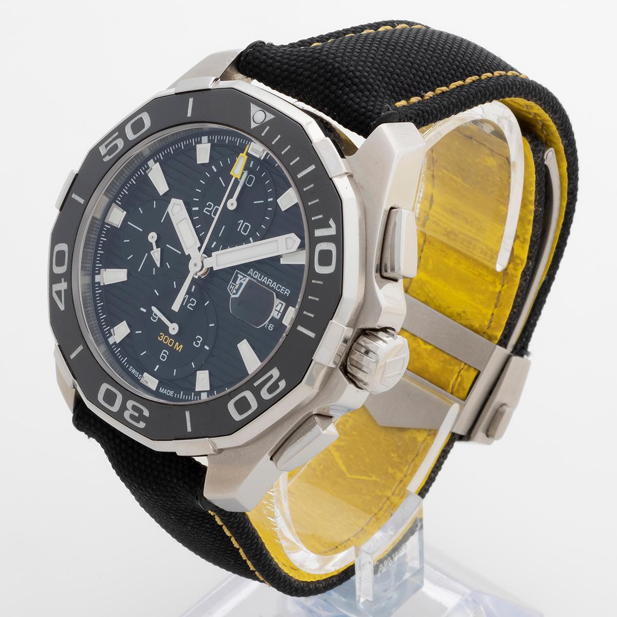 Tag Heuer Aquaracer Chronograph, Auto Cal Uhrwerk, Bootsausbau-Effekt.... im Zustand „Hervorragend“ im Angebot in Canterbury, England