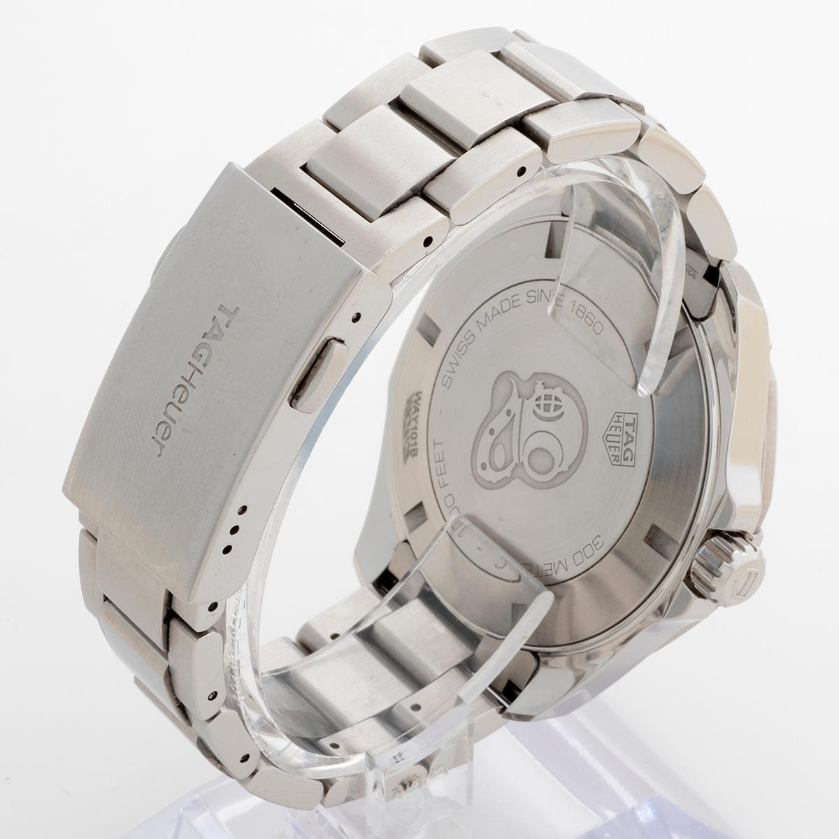 Women's or Men's Tag Heuer Aquaracer Quartz Wristwstch Ref WAY101B. Rare Red Bezel, Yr 2017.