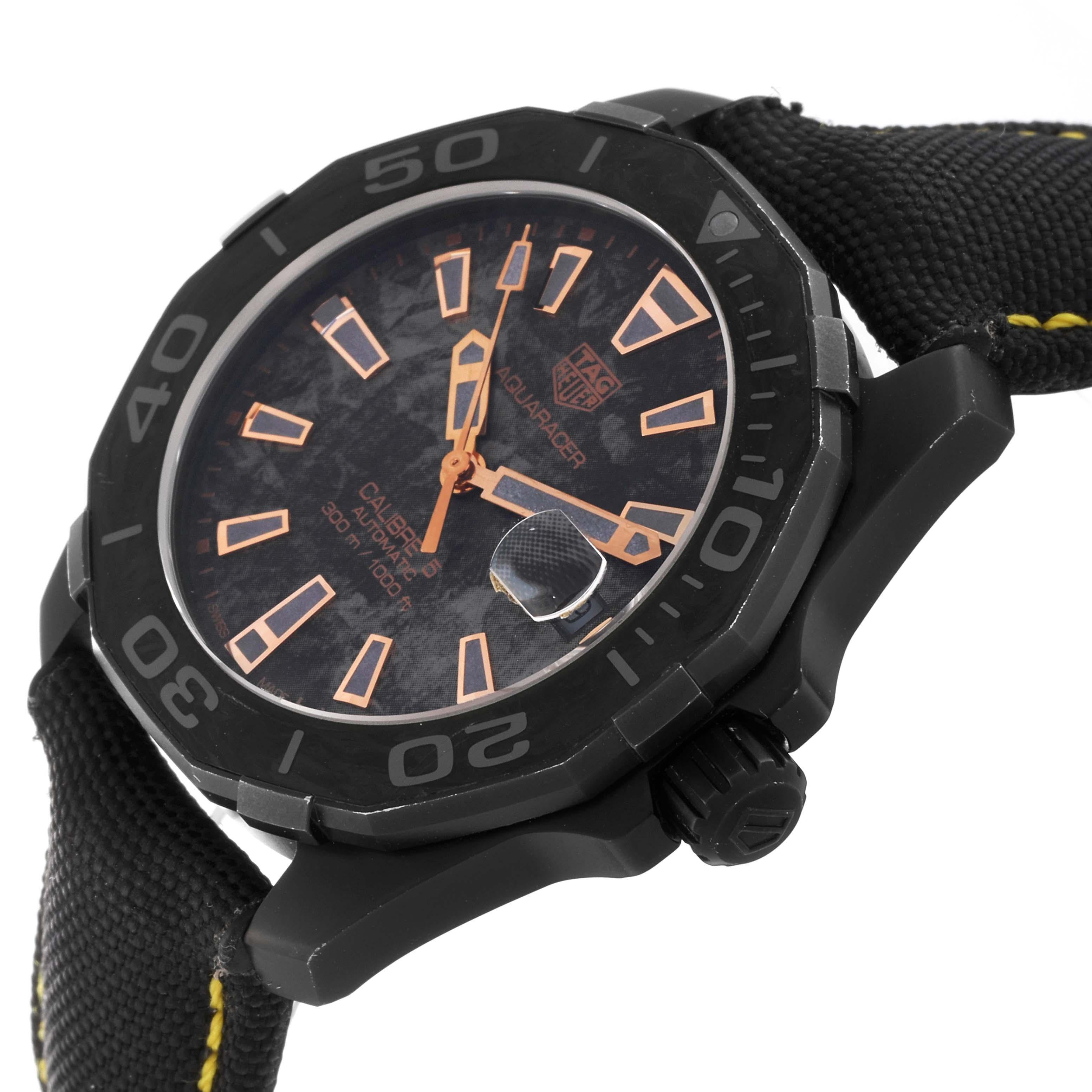 Men's Tag Heuer Aquaracer Titanium Carbon Limited Edition Mens Watch WBD218A For Sale