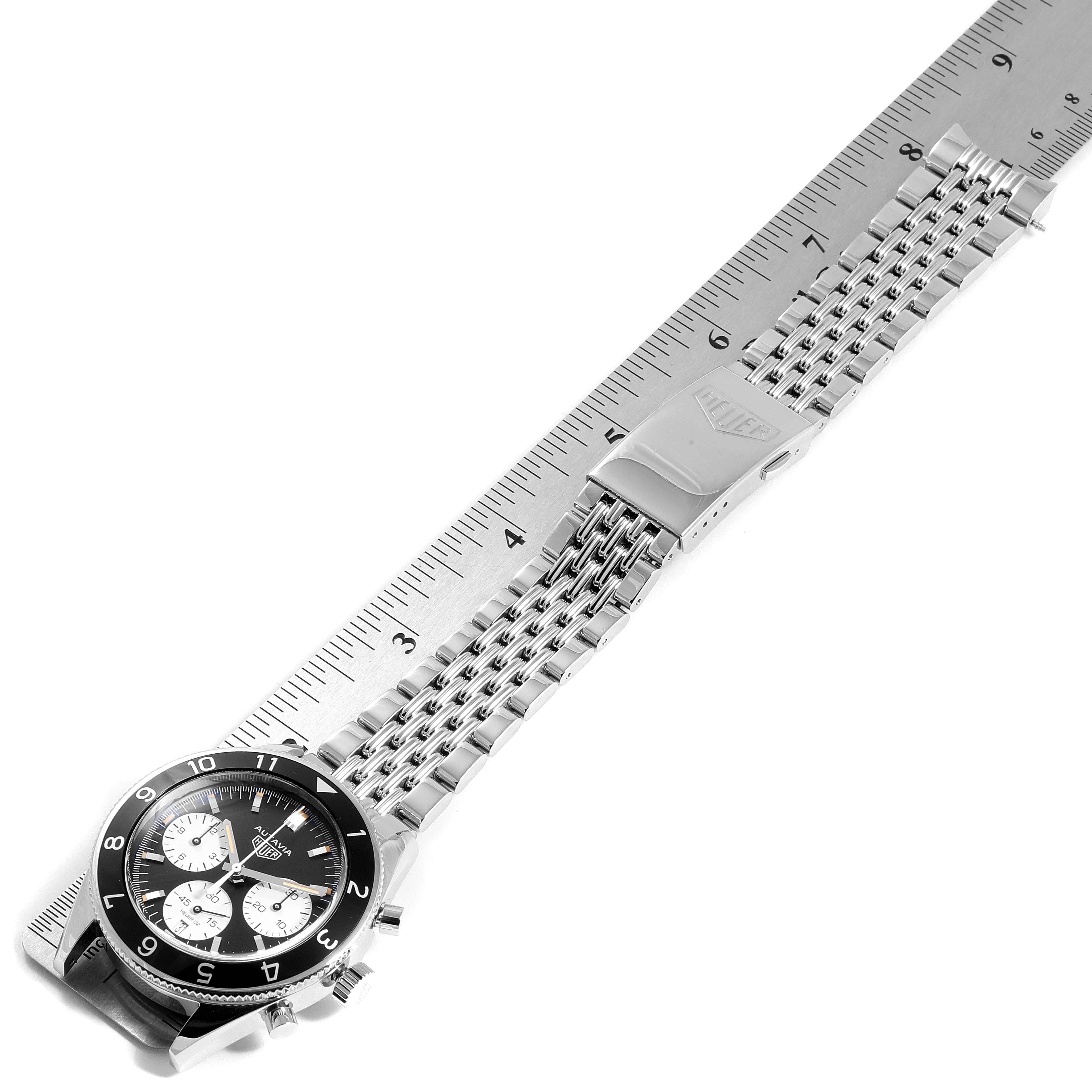 TAG Heuer Autavia Heritage Calibre Heuer 02 Steel Men's Watch CBE2110 For Sale 2