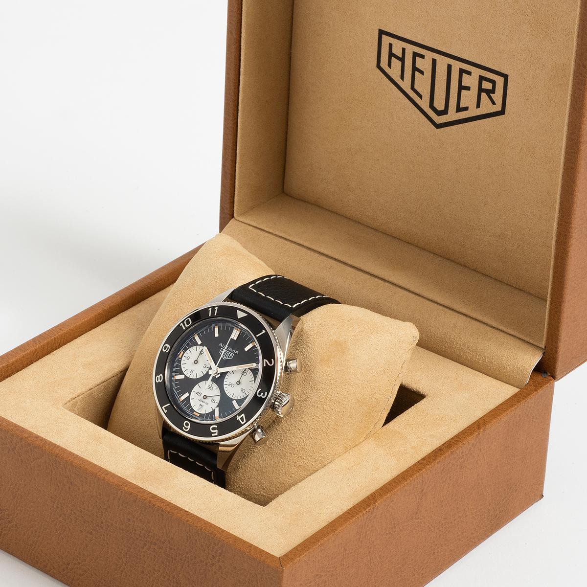 Tag Heuer Autavia Ref CBE2110, Caja de 42 mm, Movimiento Cal H02, Esfera Panda, c2017 en venta 1