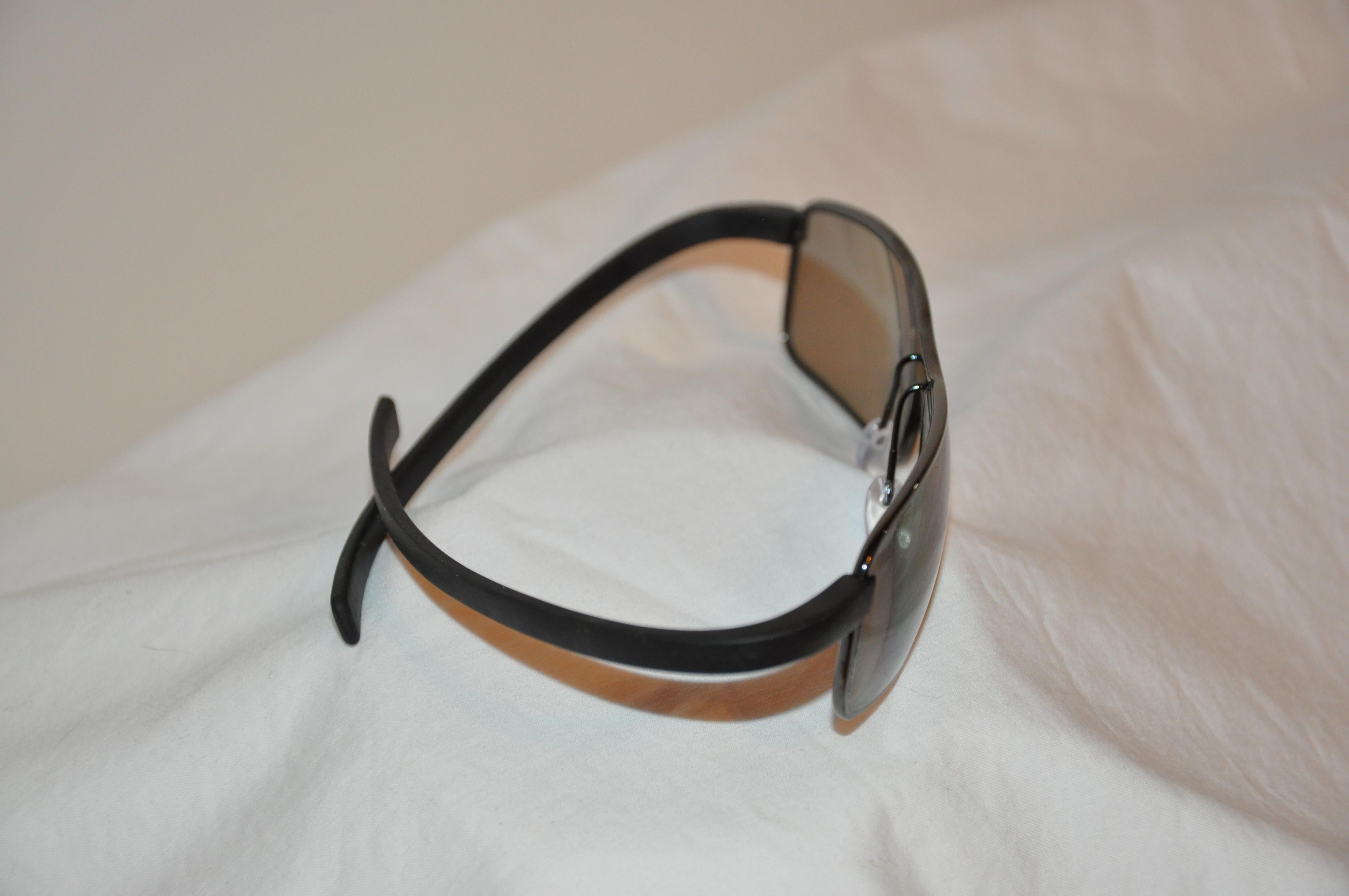 sunglasses with rubber arms