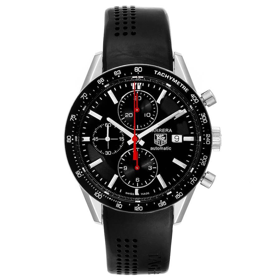 Tag Heuer Carrera Black Dial Chronograph Herrenuhr CV2014 Box Card. Automatisches Chronographenwerk mit Selbstaufzug. Gehäuse aus rostfreiem Stahl 41,0 mm. Rückseite aus transparentem Saphirglas. Schwarze ionenplattierte Lünette mit Tachymeterskala.