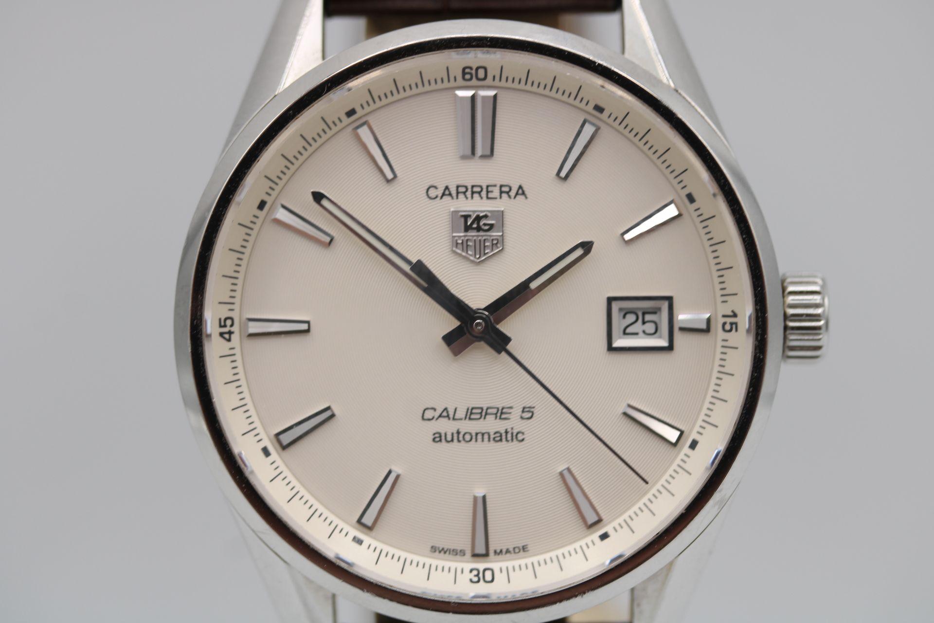 TAG Heuer Carrera Calibre 5 WAR211B-3 In Good Condition In London, GB