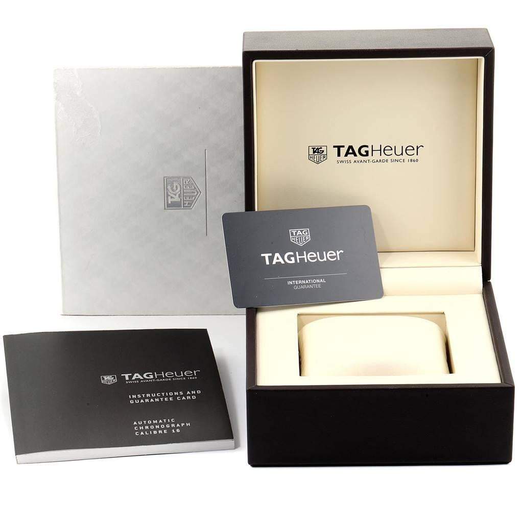 TAG Heuer Montre Carrera Day Date Special Edition Nissan NISMO pour hommes CV2A82 en vente 2