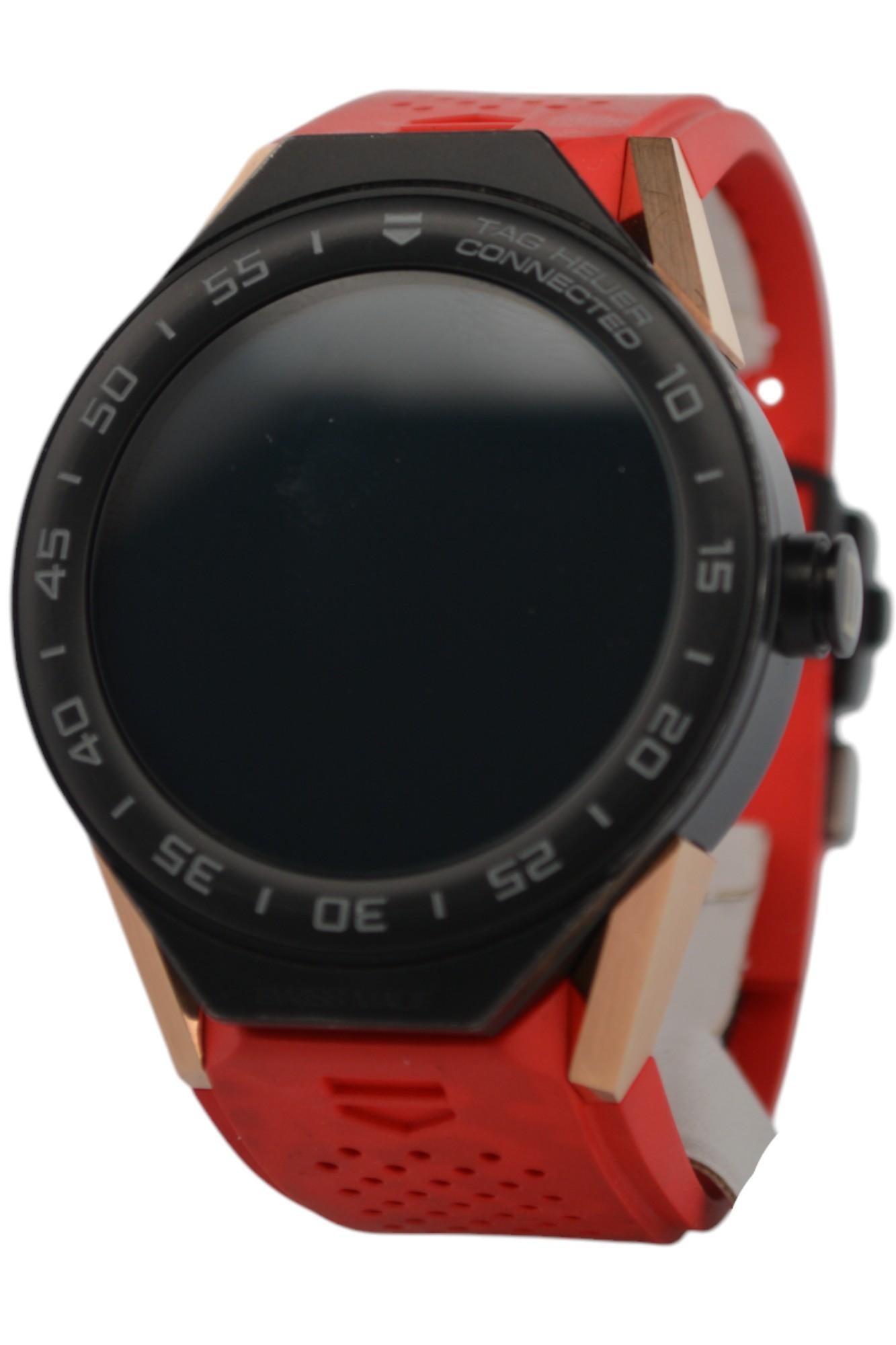 Tag Heuer Connected Kingsman 45 Titan&Gold Digitale Ref: SBF8A8023 im Angebot 9