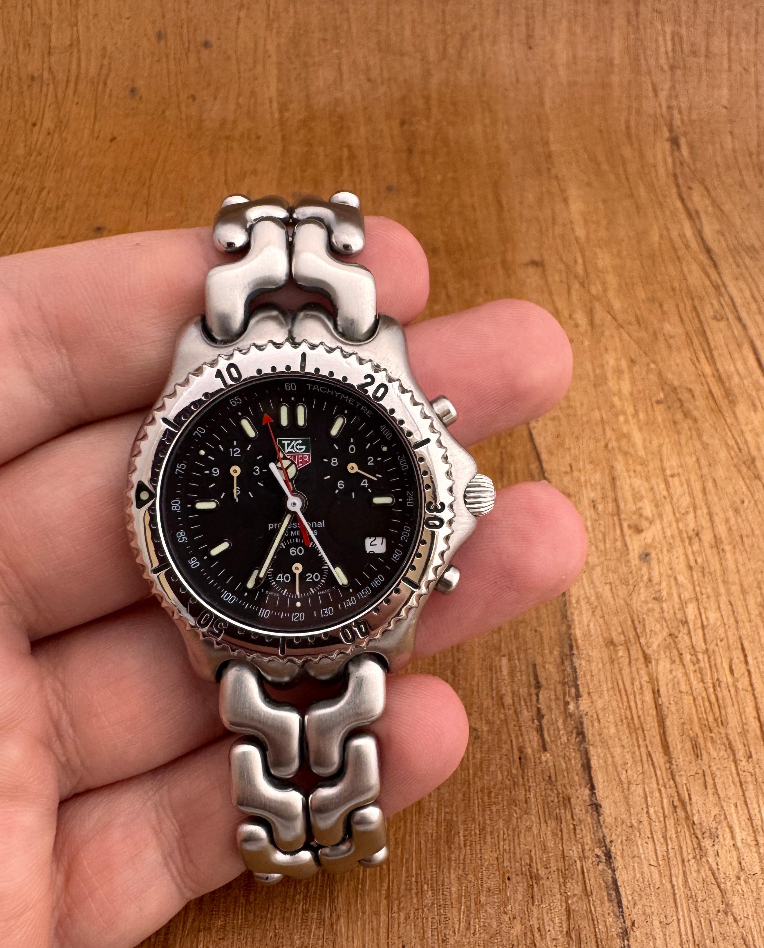 Orologio TAG Heuer Corongraph CG1110-0 Professional Quadrante Nero 200M in vendita 6